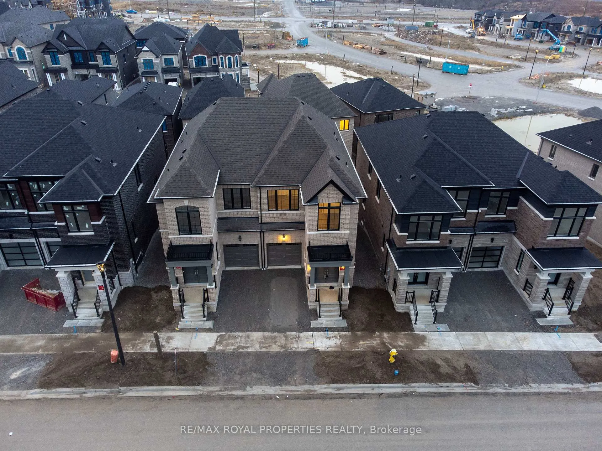 Photo 33 of 2923 Nakina Street, Pickering, Rural Pickering — HOMEH