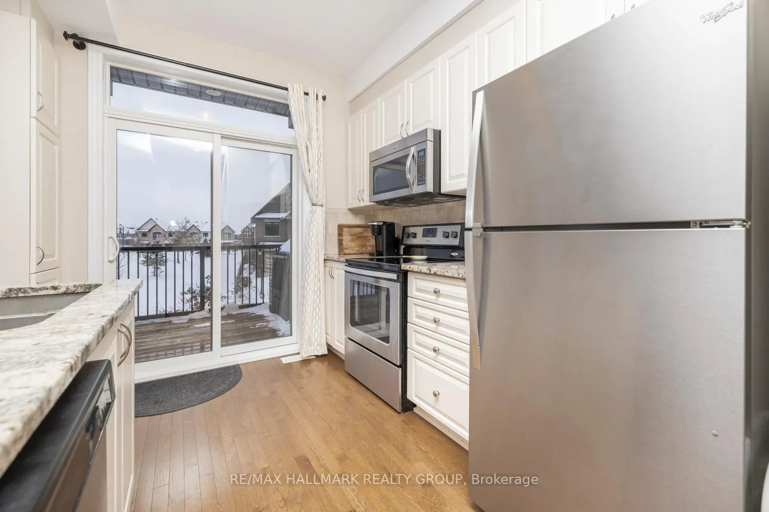 Photo 9 of 226 Halyard Way, Ottawa, Kanata - Kanata Lakes/Heritage Hills — HOMEH