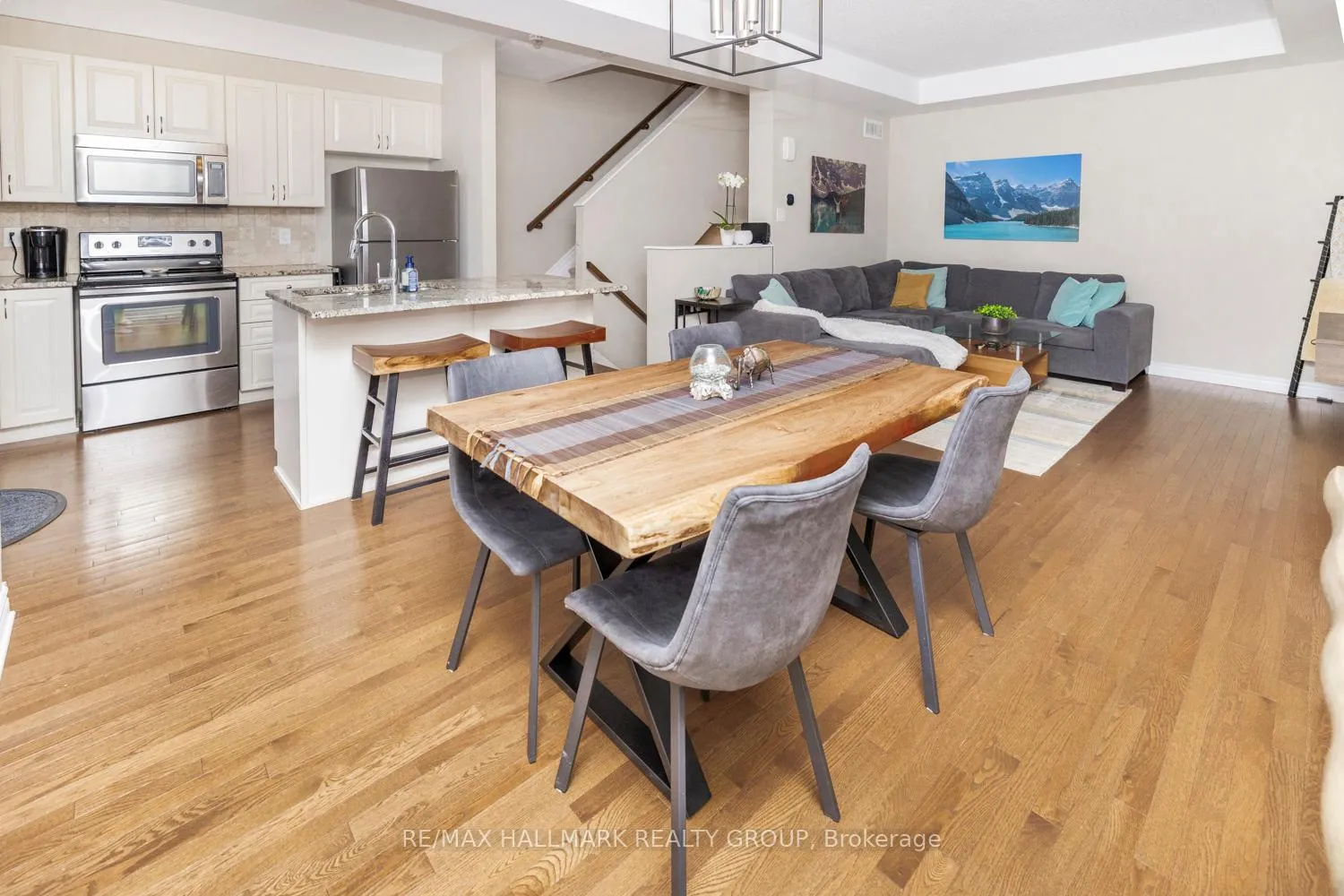Photo 11 of 226 Halyard Way, Ottawa, Kanata - Kanata Lakes/Heritage Hills — HOMEH