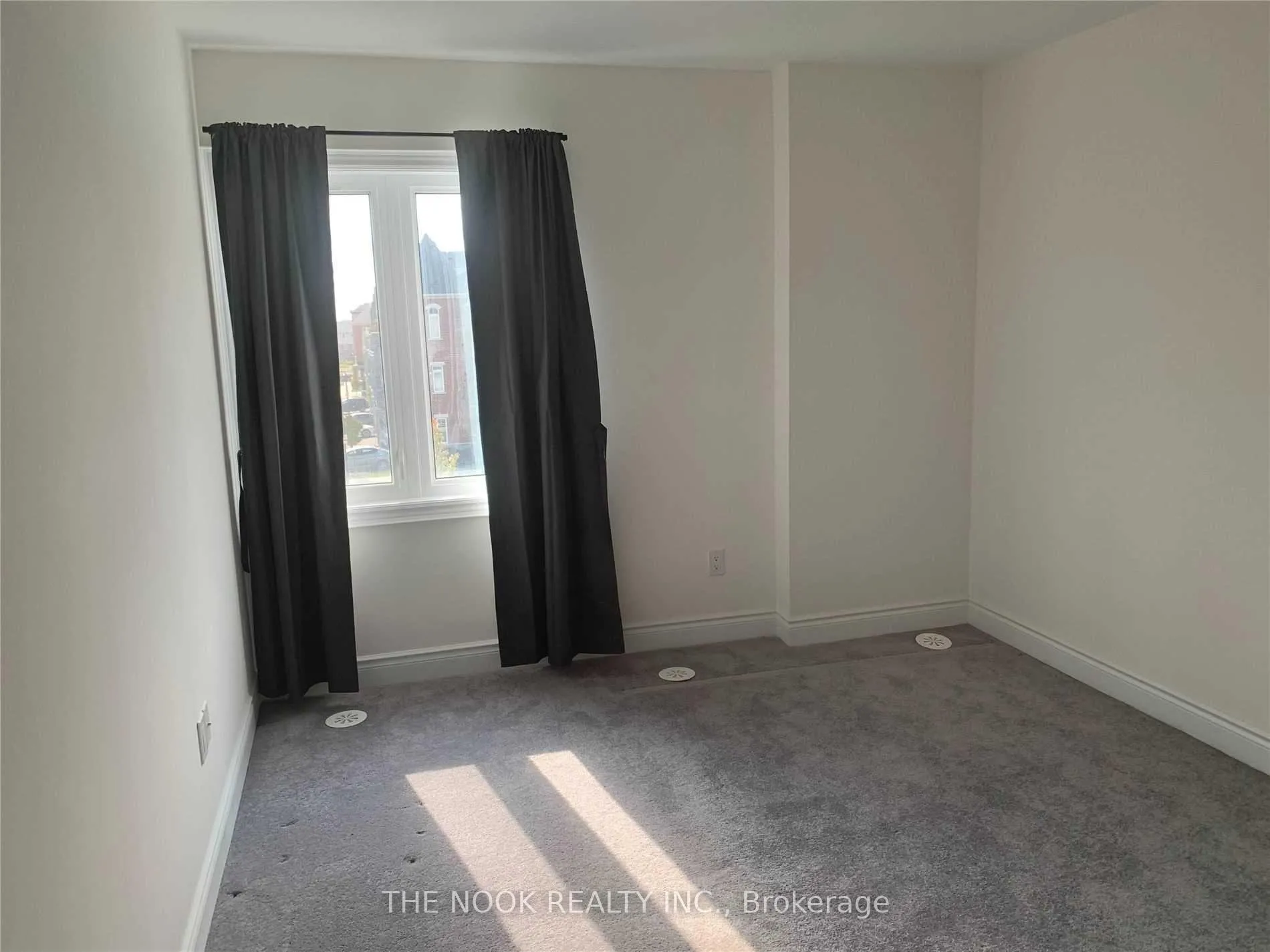 Photo 7 of Unit 71, 1716 Grenwich Glen, Pickering, Duffin Heights — HOMEH