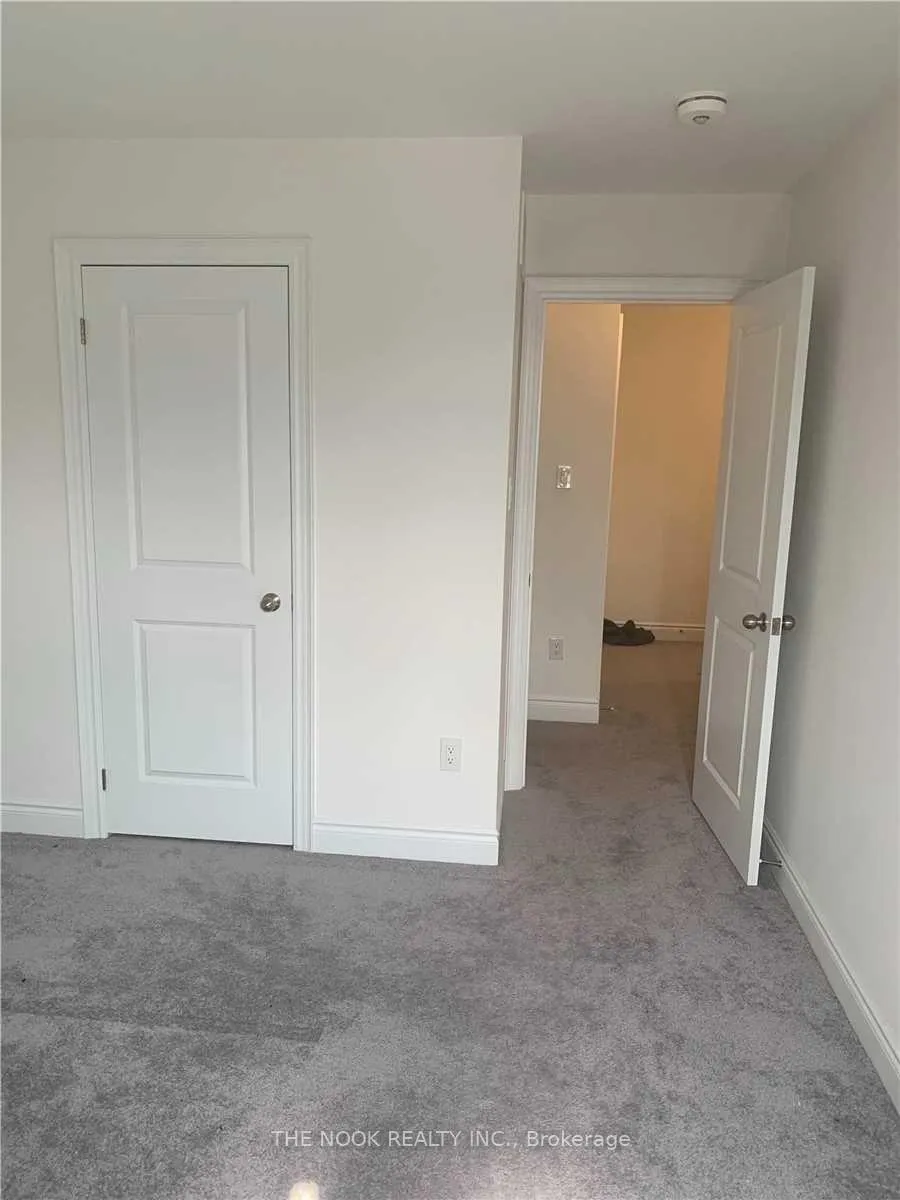 Photo 10 of Unit 71, 1716 Grenwich Glen, Pickering, Duffin Heights — HOMEH