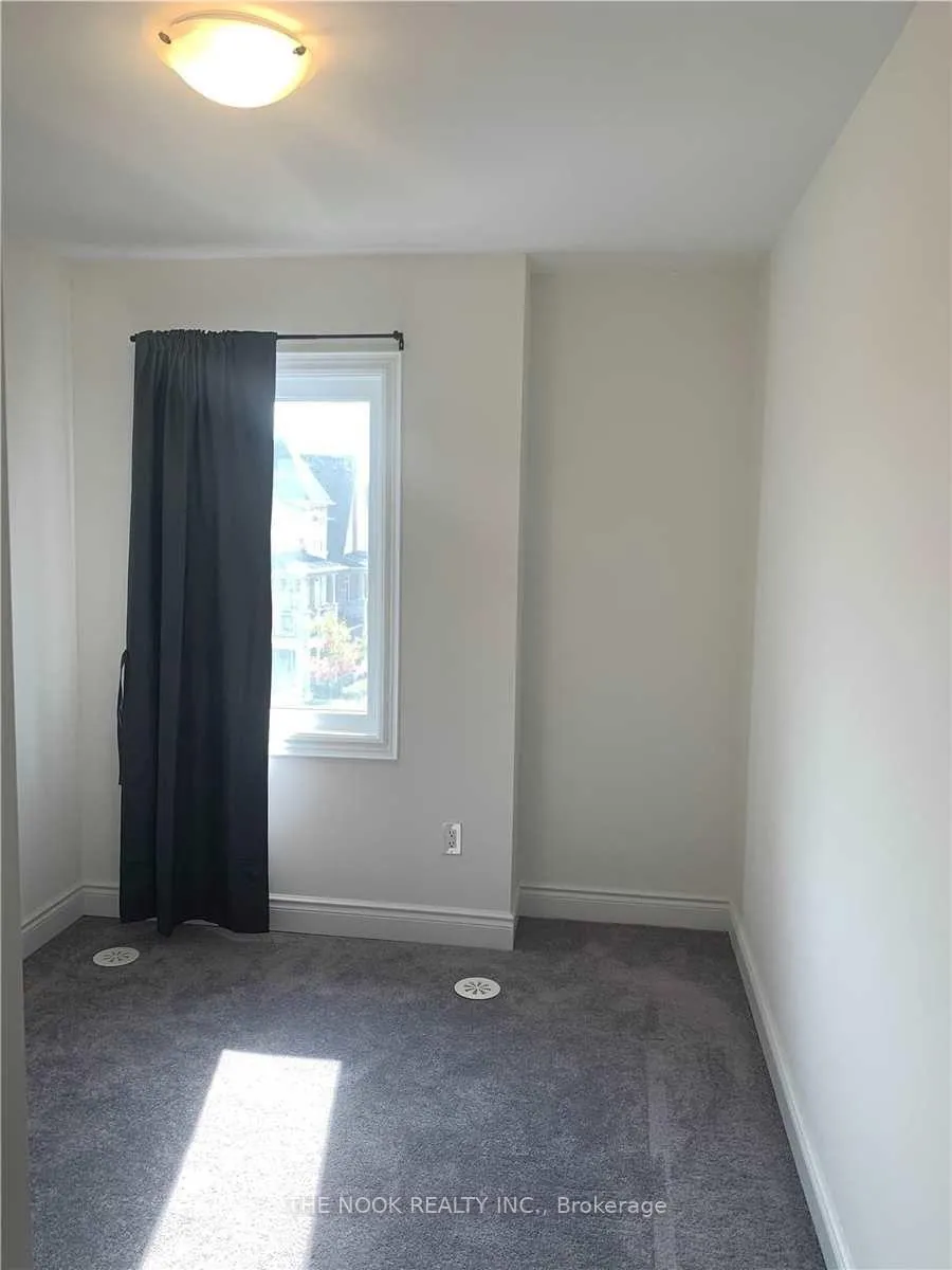 Photo 11 of Unit 71, 1716 Grenwich Glen, Pickering, Duffin Heights — HOMEH
