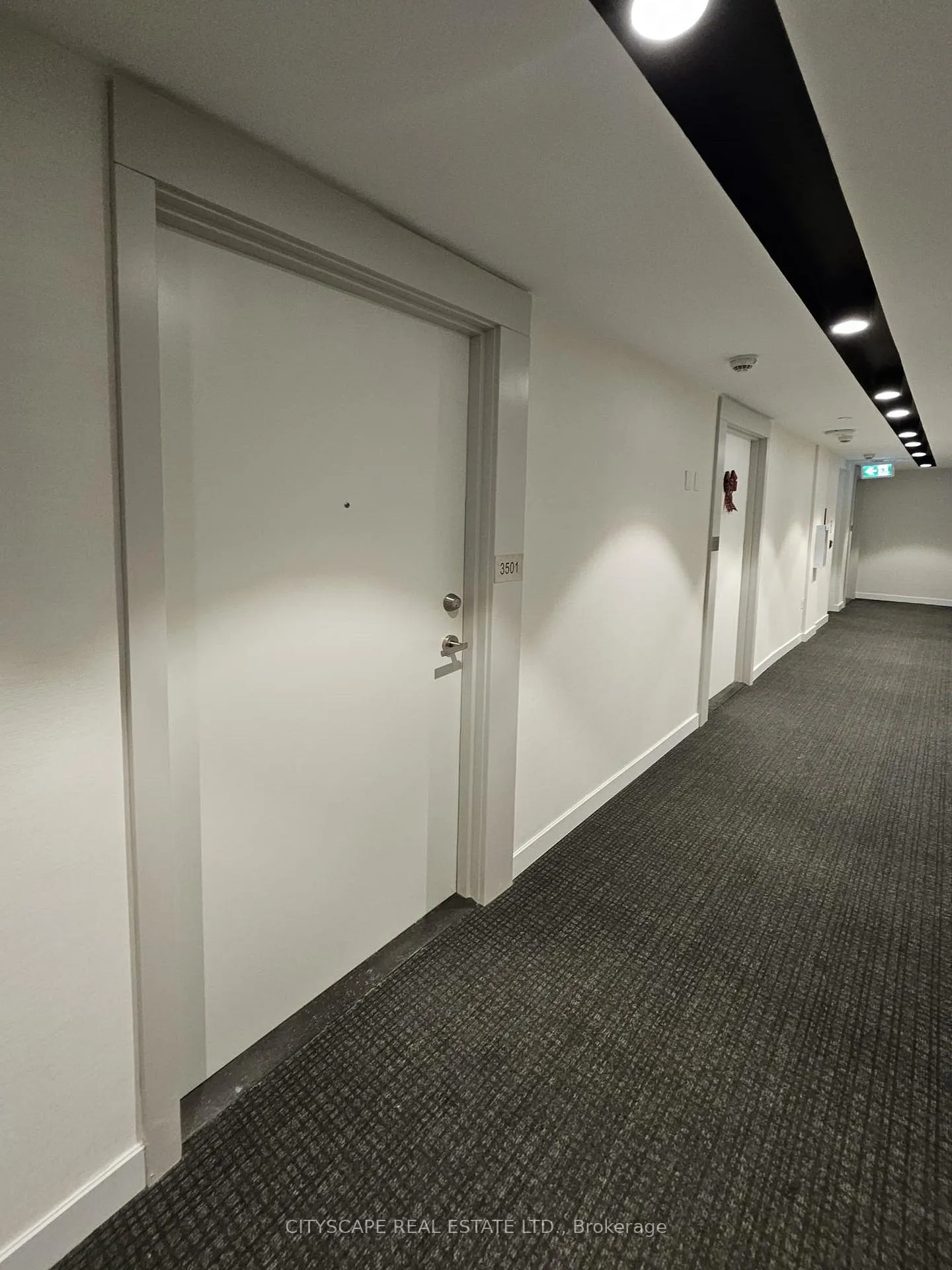 Photo 5 of Unit 3501, 195 Redpath Avenue, Toronto, Mount Pleasant West — HOMEH