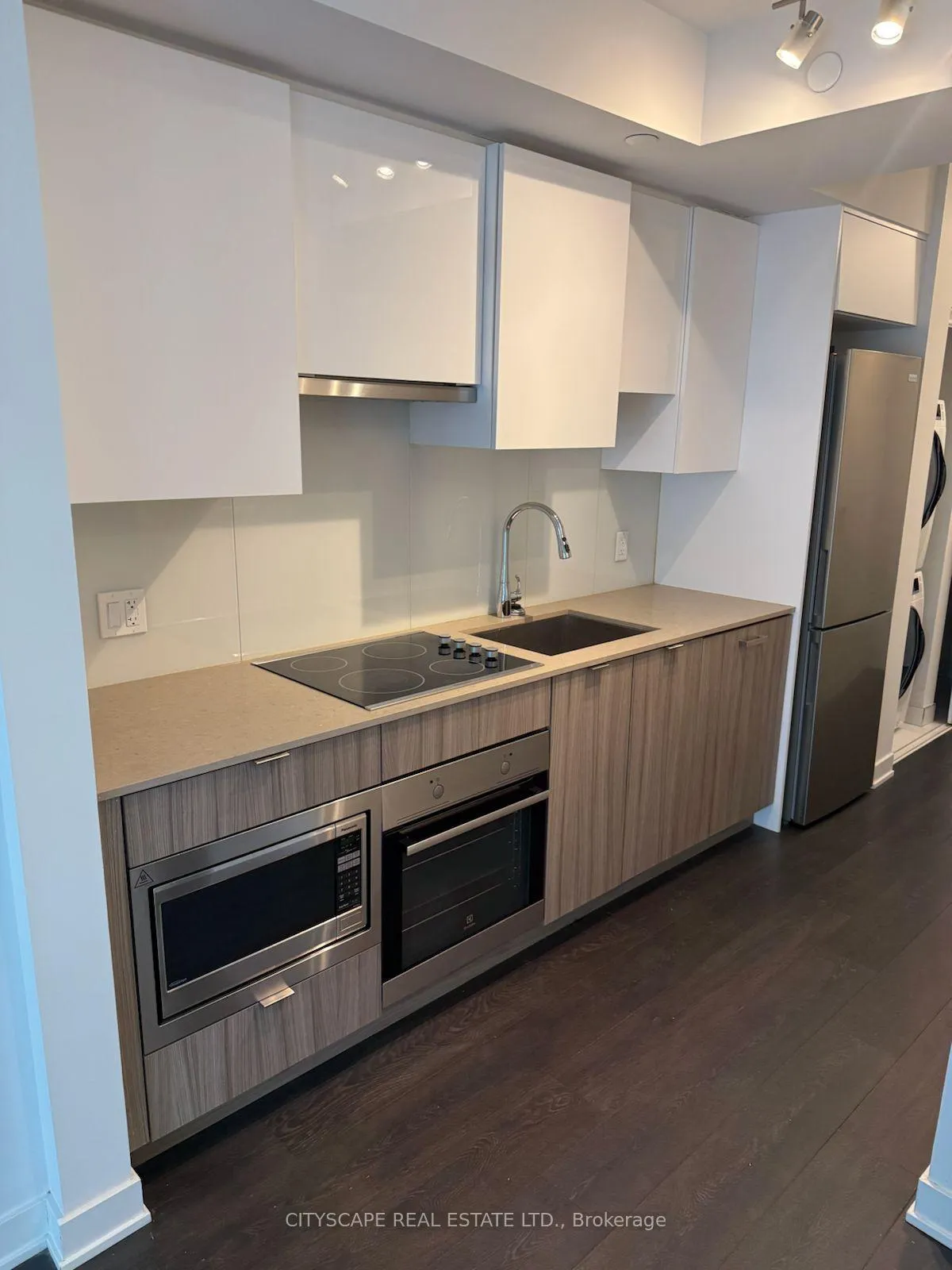 Photo 11 of Unit 3501, 195 Redpath Avenue, Toronto, Mount Pleasant West — HOMEH
