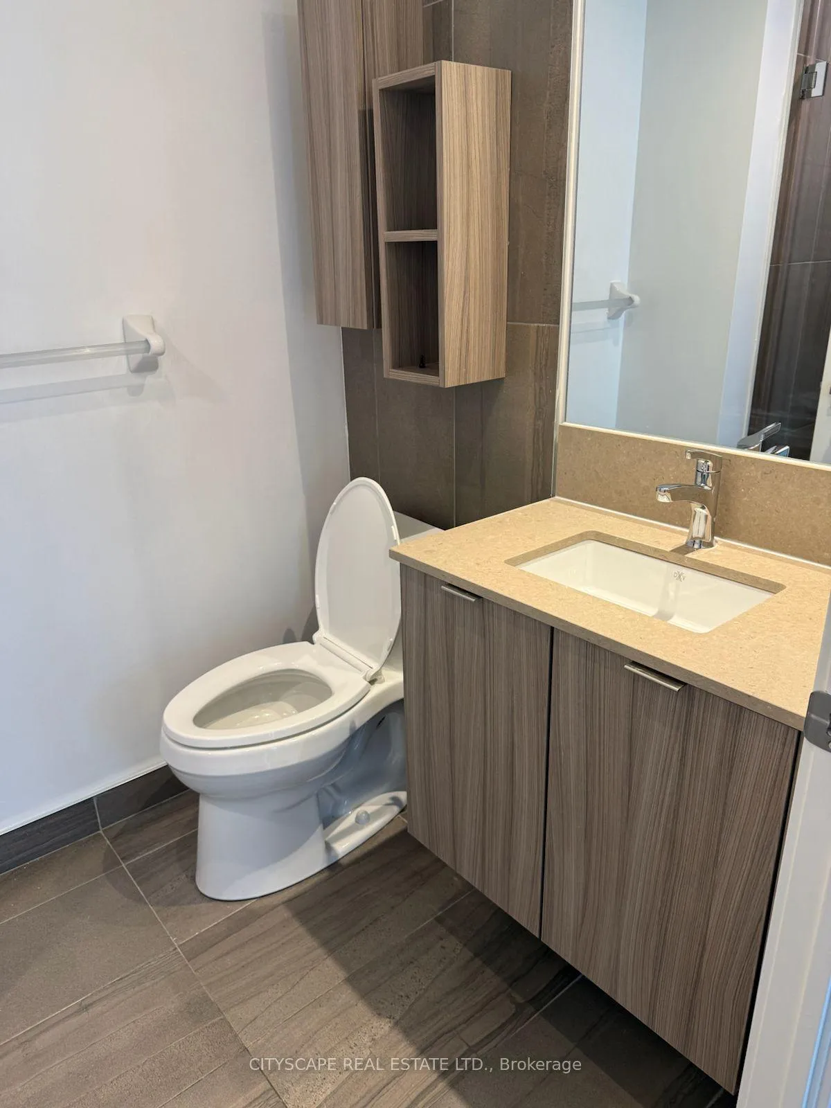 Photo 30 of Unit 3501, 195 Redpath Avenue, Toronto, Mount Pleasant West — HOMEH