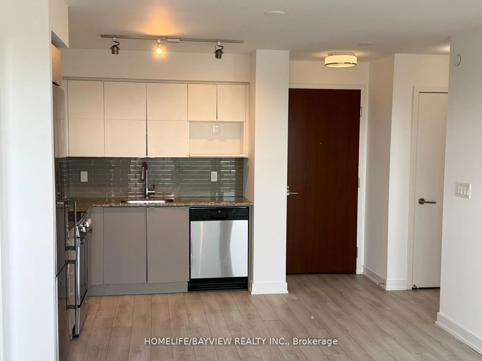 Photo 10 of Unit 1212, 120 Varna Drive, Toronto, Englemount-Lawrence — HOMEH