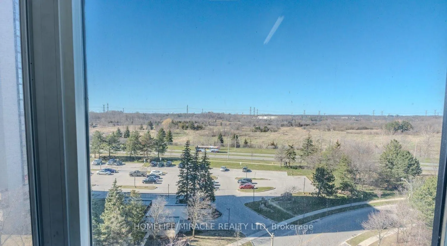 Photo 17 of Unit 808, 21 Markbrook Lane, Etobicoke, Mount Olive-Silverstone-Jamestown — HOMEH