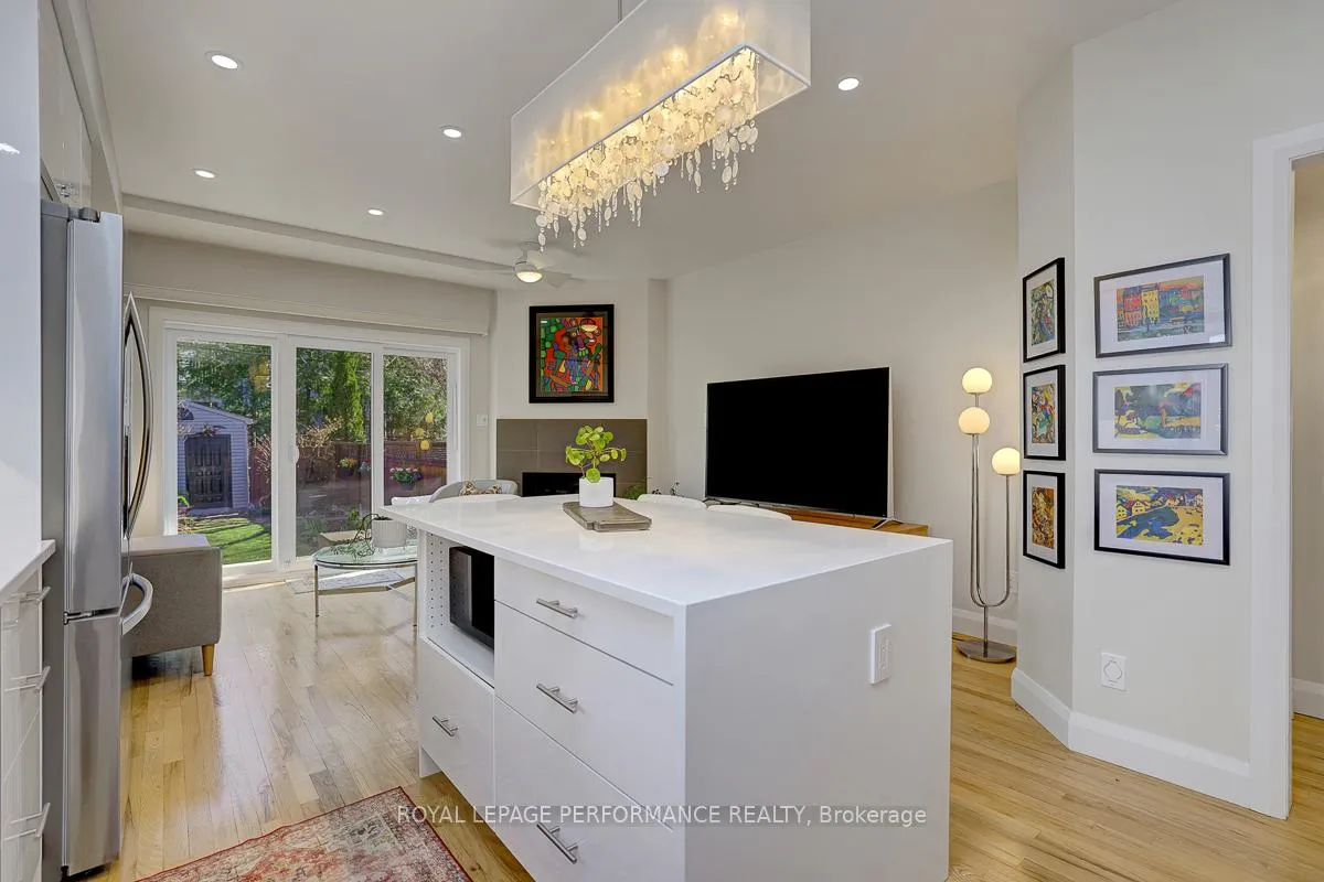 Photo 6 of 86 West Presland Road, Ottawa, Overbrook — HOMEH