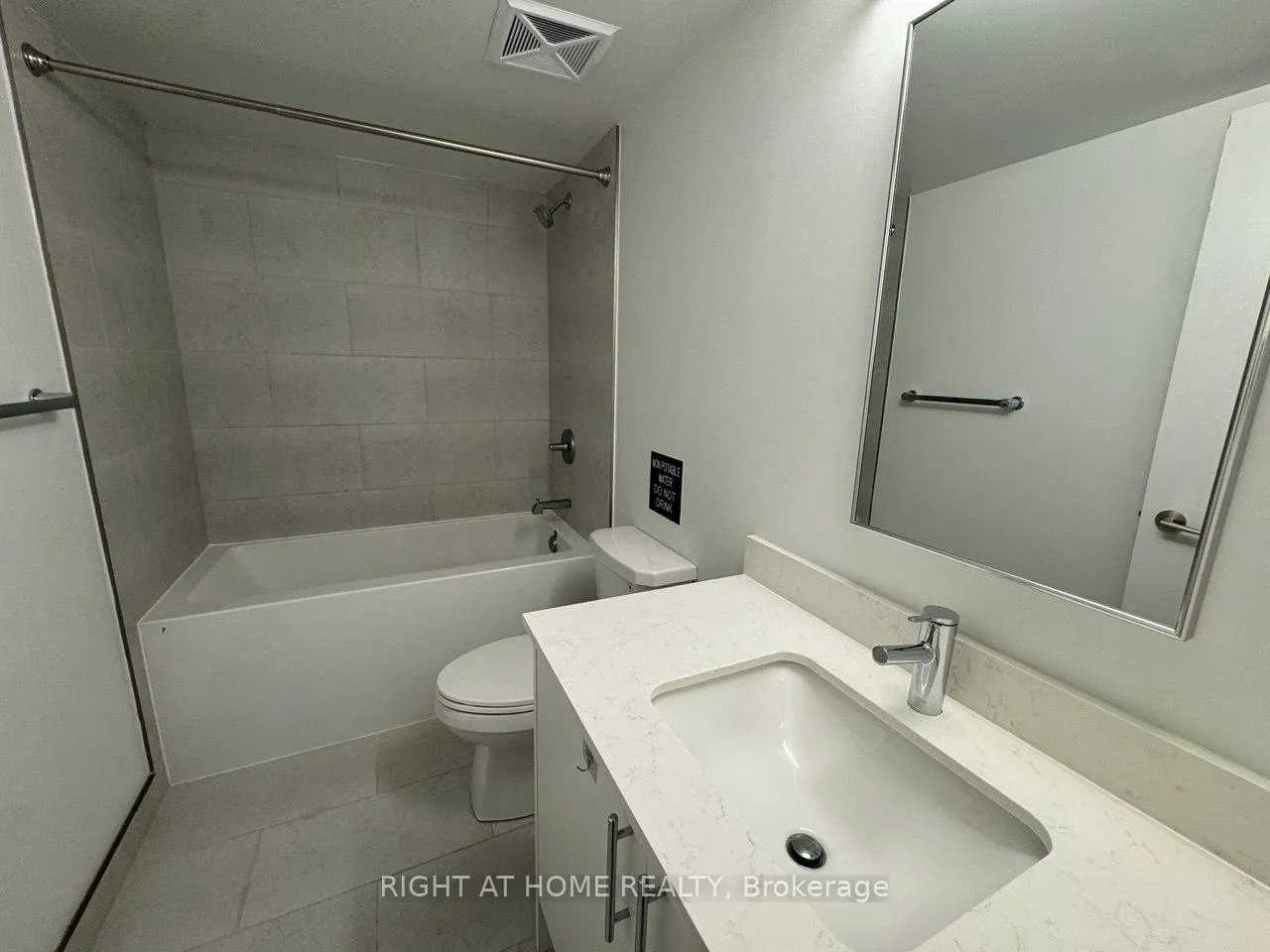 Photo 18 of Unit 313, 3 Strathgowan Avenue, Toronto, Lawrence Park South — HOMEH