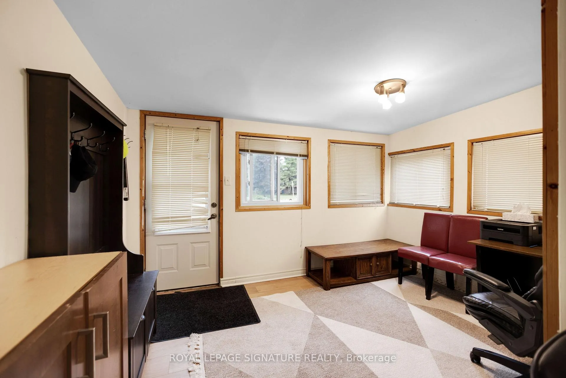 Photo 3 of 25 Playfair Drive, Tay, Rural Tay — HOMEH