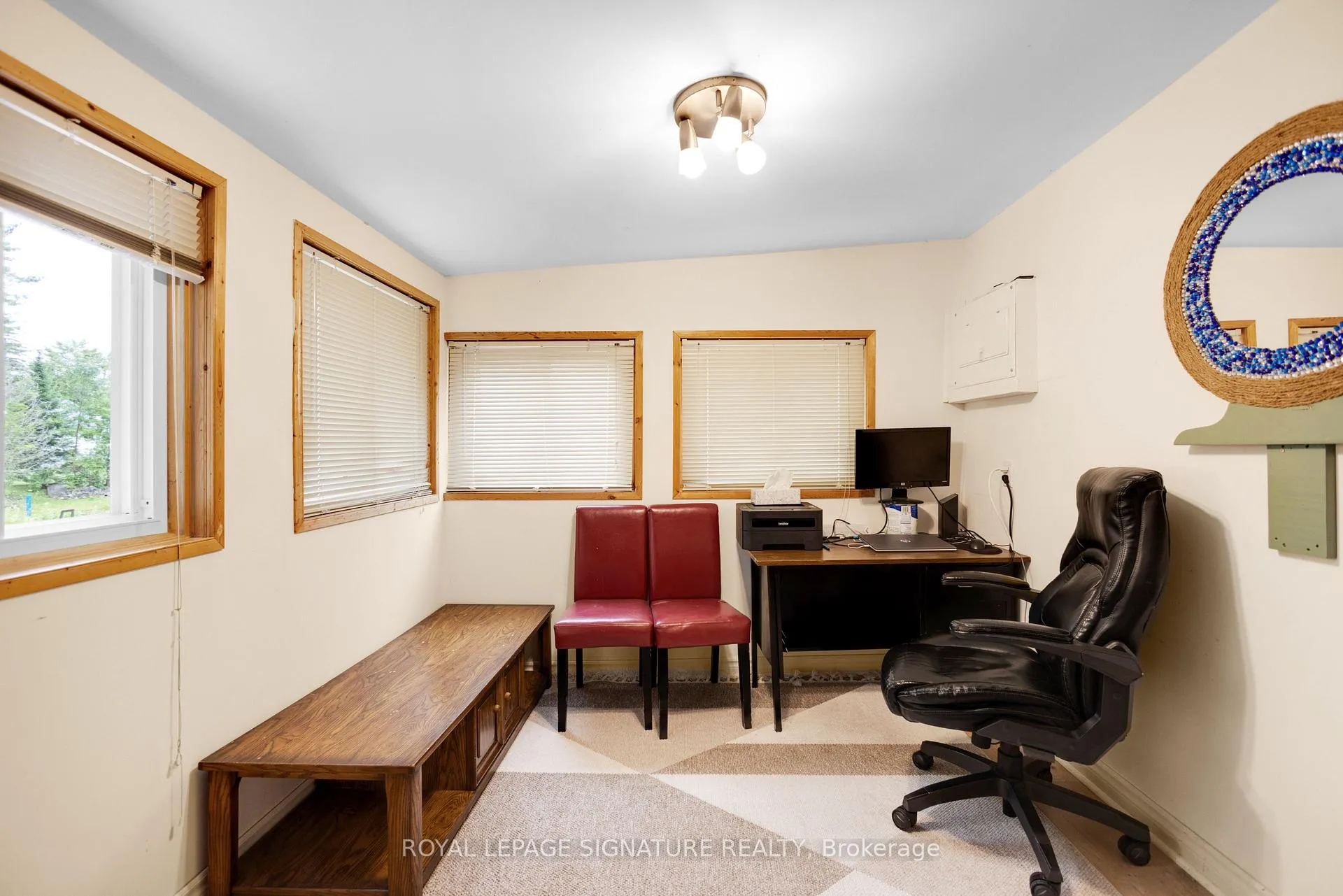 Photo 4 of 25 Playfair Drive, Tay, Rural Tay — HOMEH