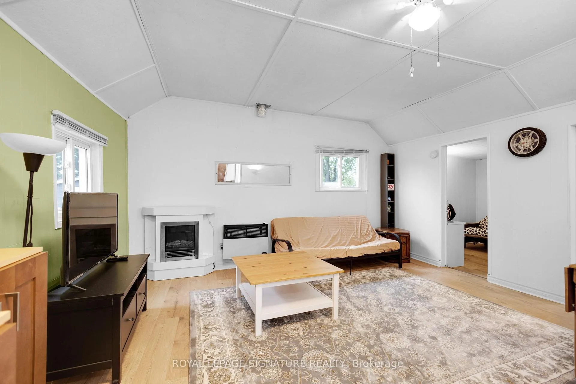 Photo 10 of 25 Playfair Drive, Tay, Rural Tay — HOMEH