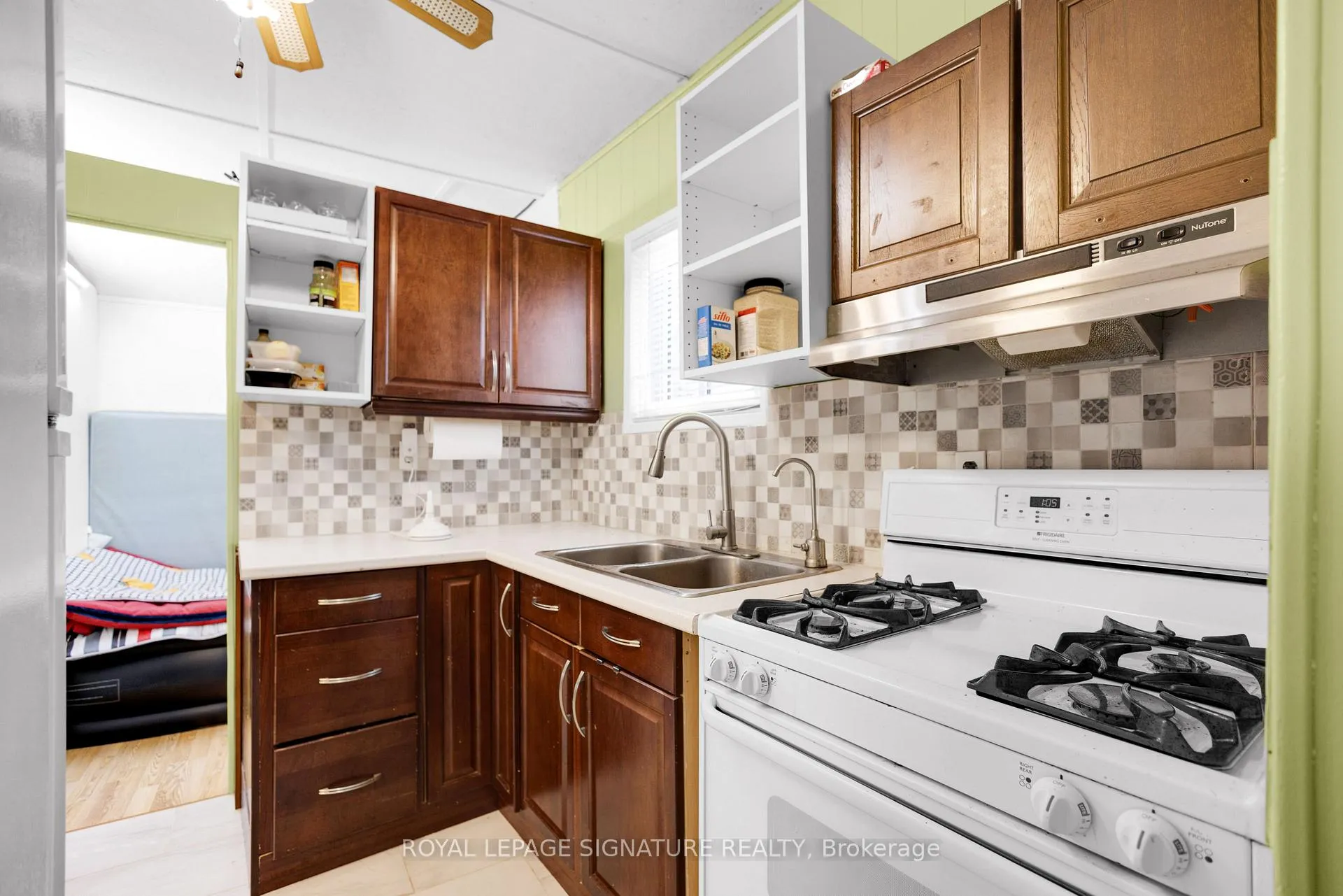Photo 17 of 25 Playfair Drive, Tay, Rural Tay — HOMEH