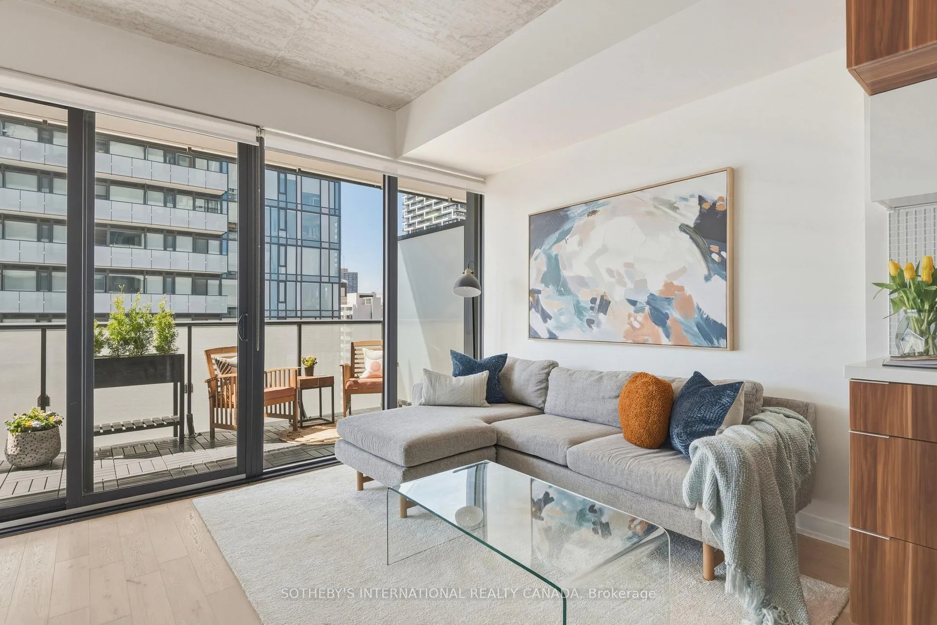 Photo 13 of Unit 1101, 185 Roehampton Avenue, Toronto, Mount Pleasant West — HOMEH