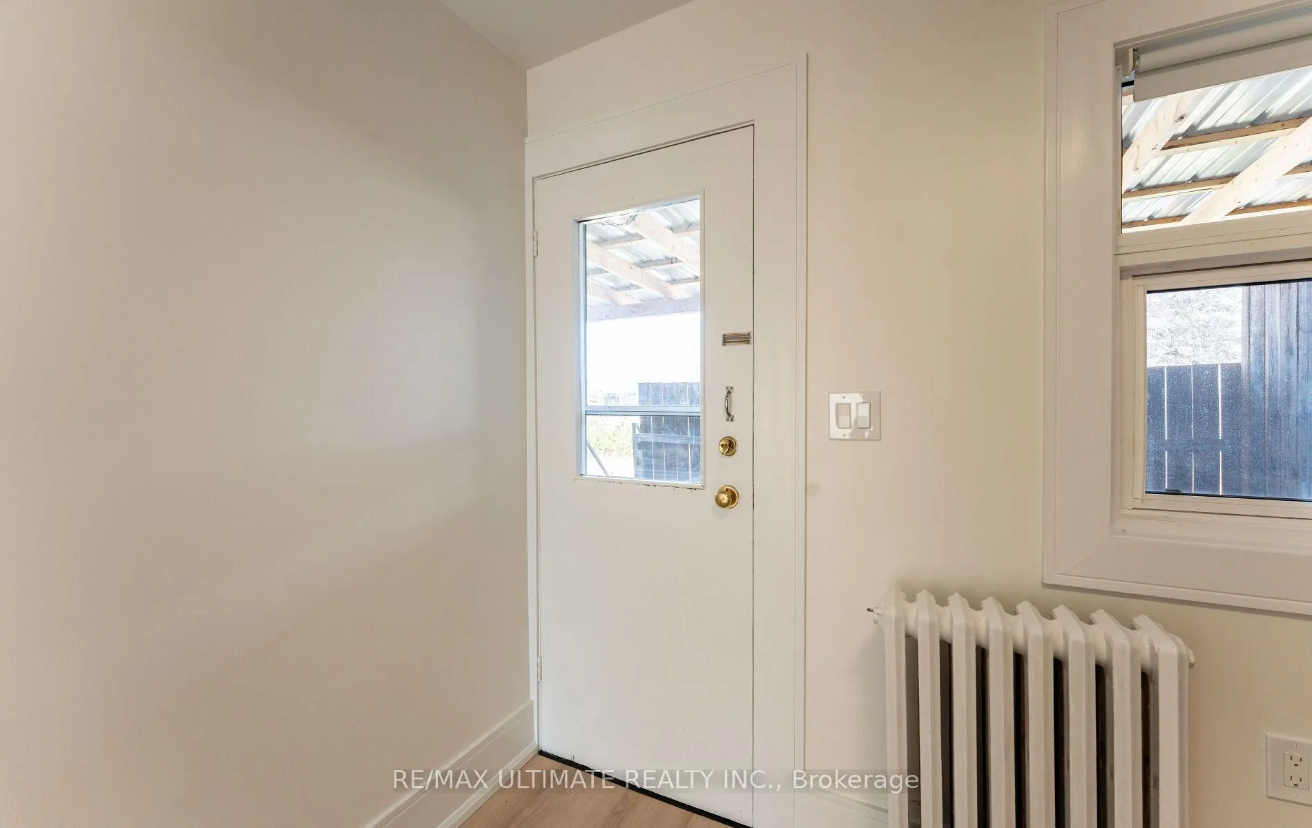 Photo 24 of 484A Cosburn Avenue, Toronto, East York — HOMEH
