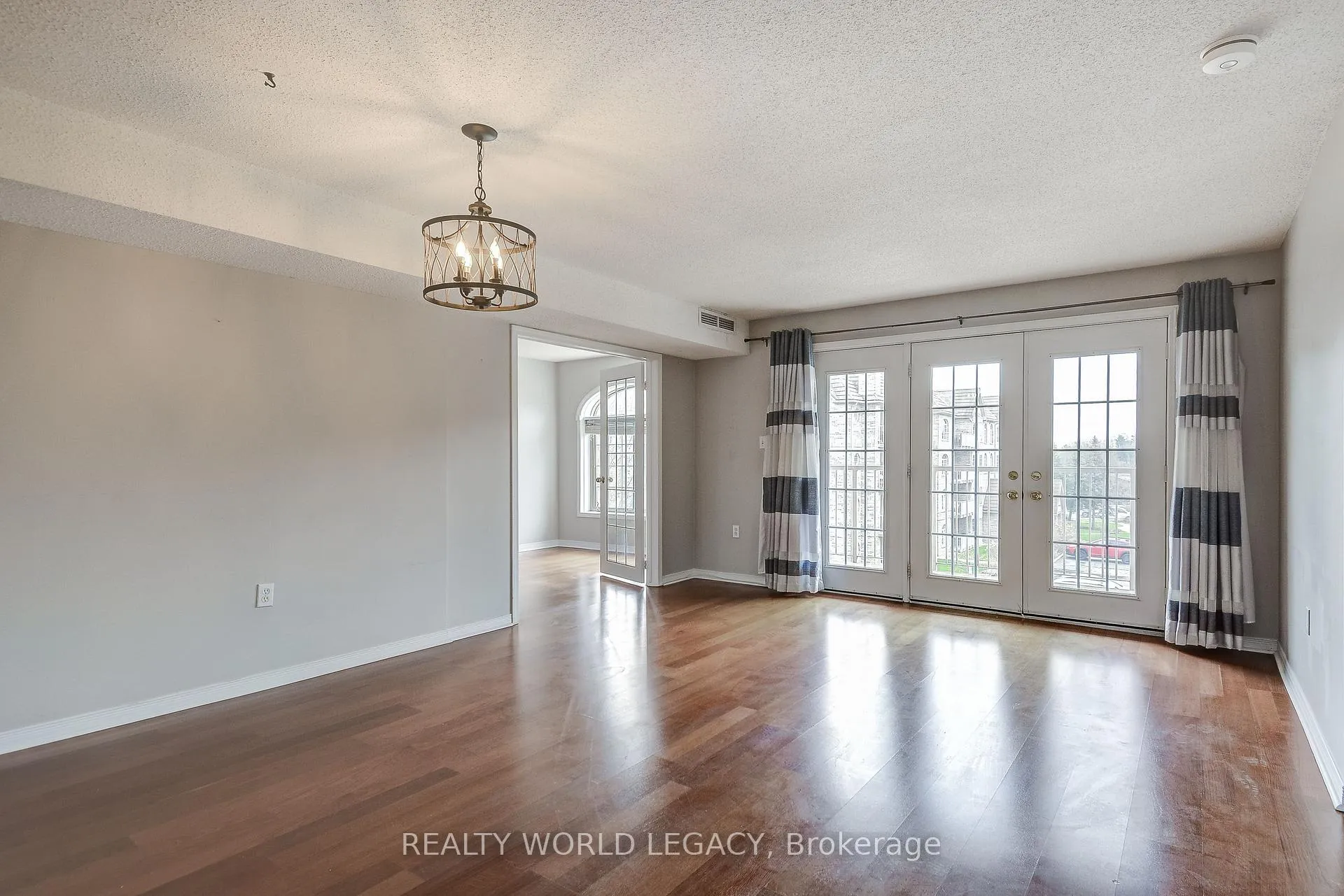 Photo 15 of Unit 306E, 216 Plains Road W, Burlington, Bayview — HOMEH
