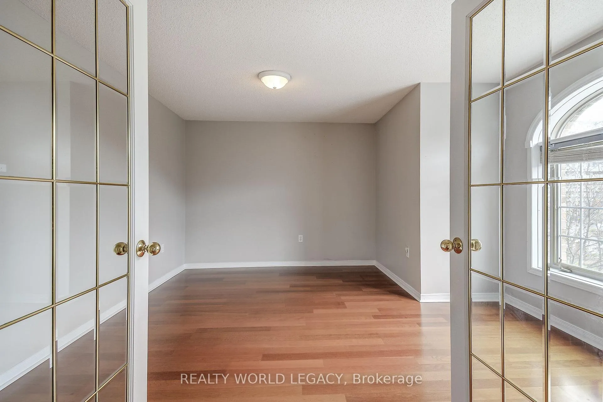Photo 27 of Unit 306E, 216 Plains Road W, Burlington, Bayview — HOMEH
