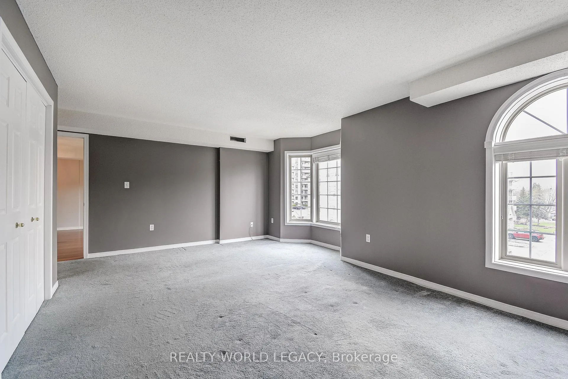 Photo 32 of Unit 306E, 216 Plains Road W, Burlington, Bayview — HOMEH