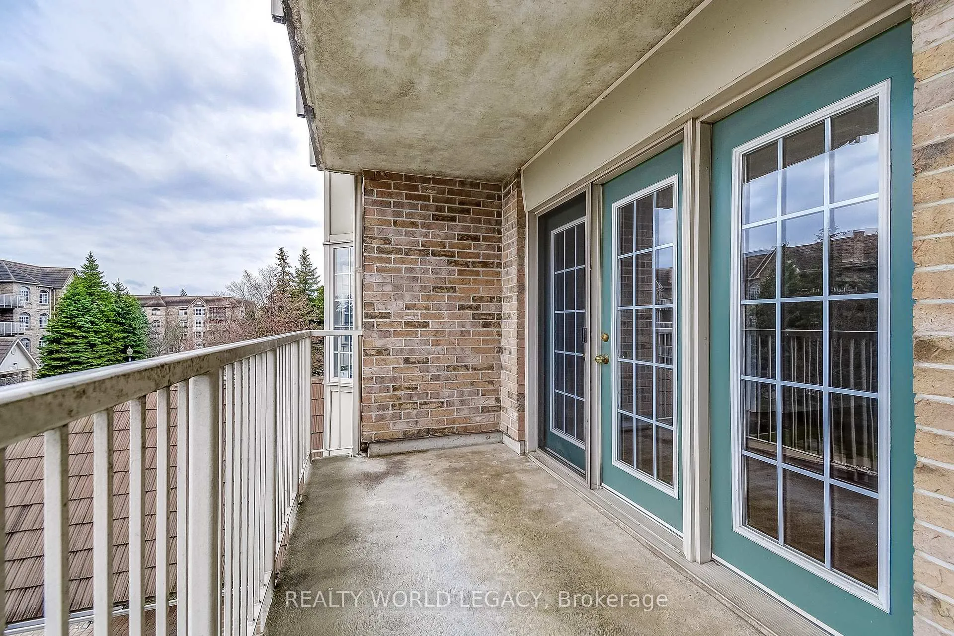 Photo 38 of Unit 306E, 216 Plains Road W, Burlington, Bayview — HOMEH