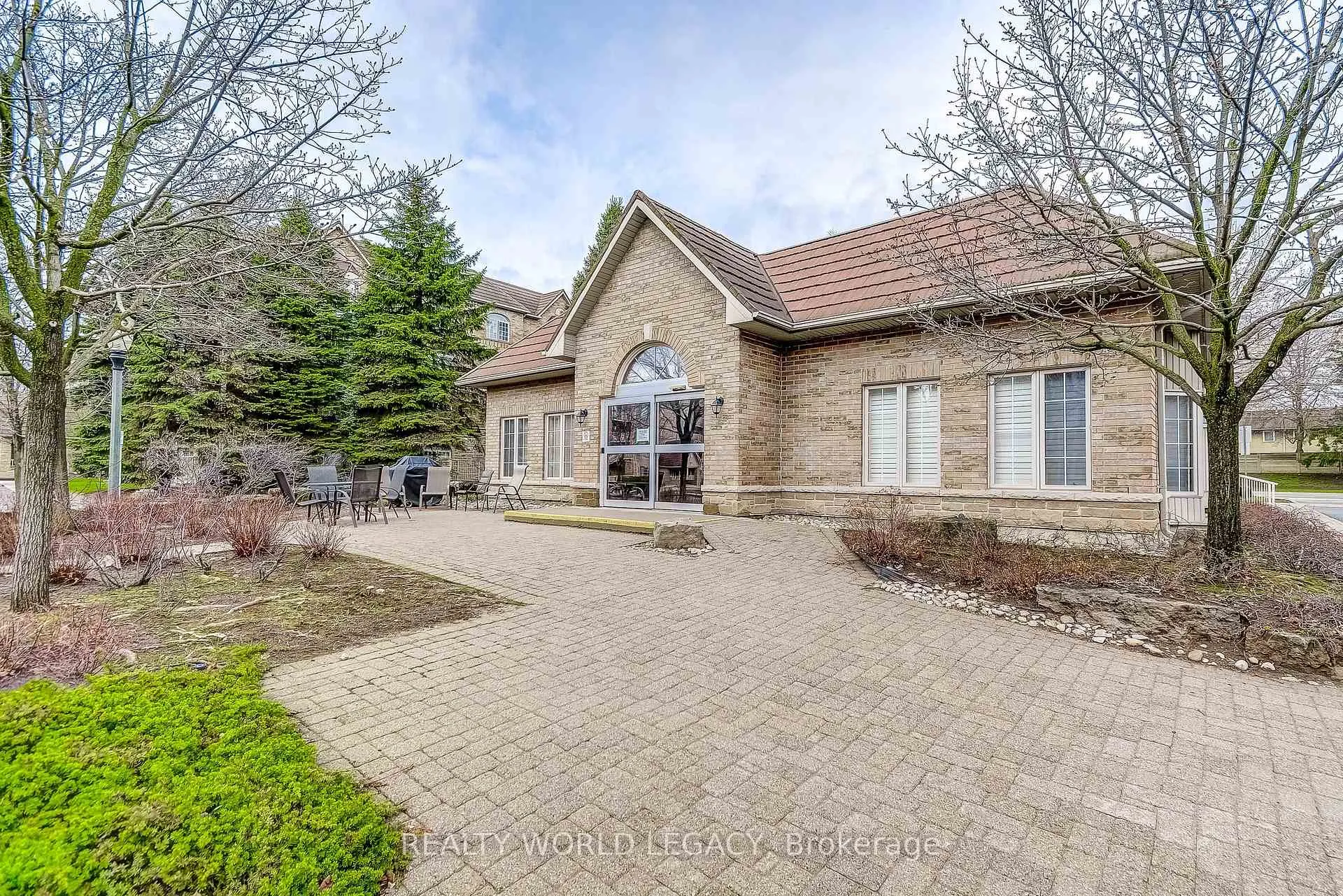 Photo 41 of Unit 306E, 216 Plains Road W, Burlington, Bayview — HOMEH