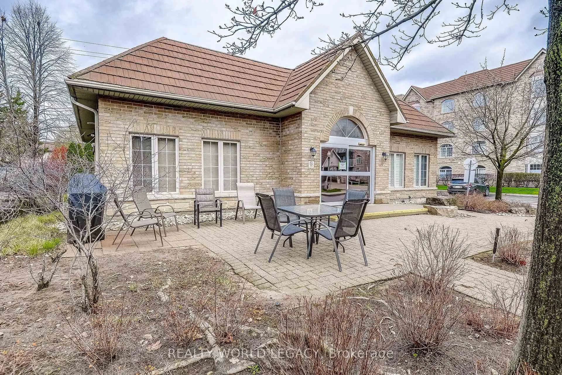 Photo 42 of Unit 306E, 216 Plains Road W, Burlington, Bayview — HOMEH
