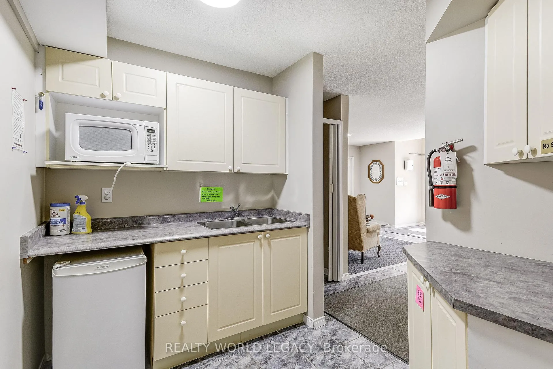 Photo 46 of Unit 306E, 216 Plains Road W, Burlington, Bayview — HOMEH