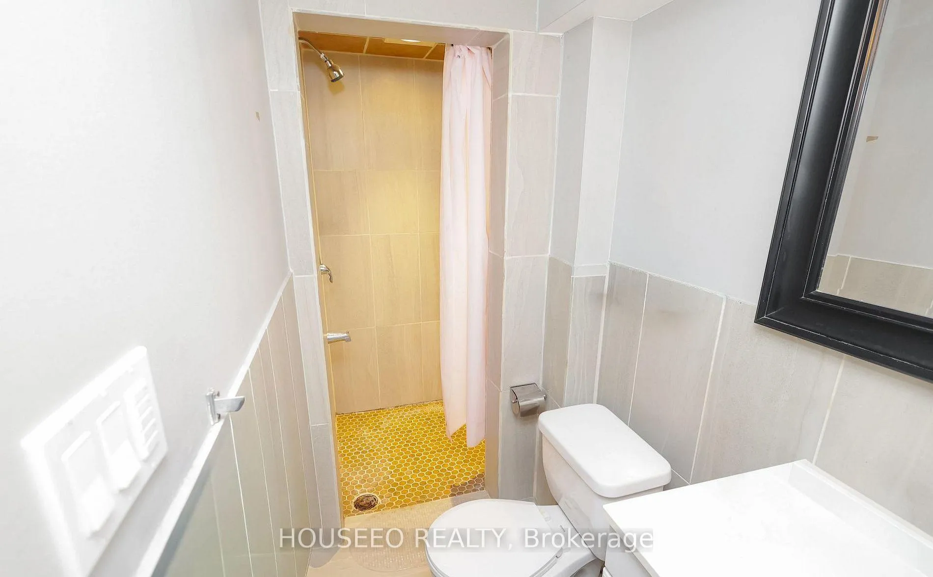 Photo 5 of 6294 Ash Street, Niagara Falls, Dorchester — HOMEH