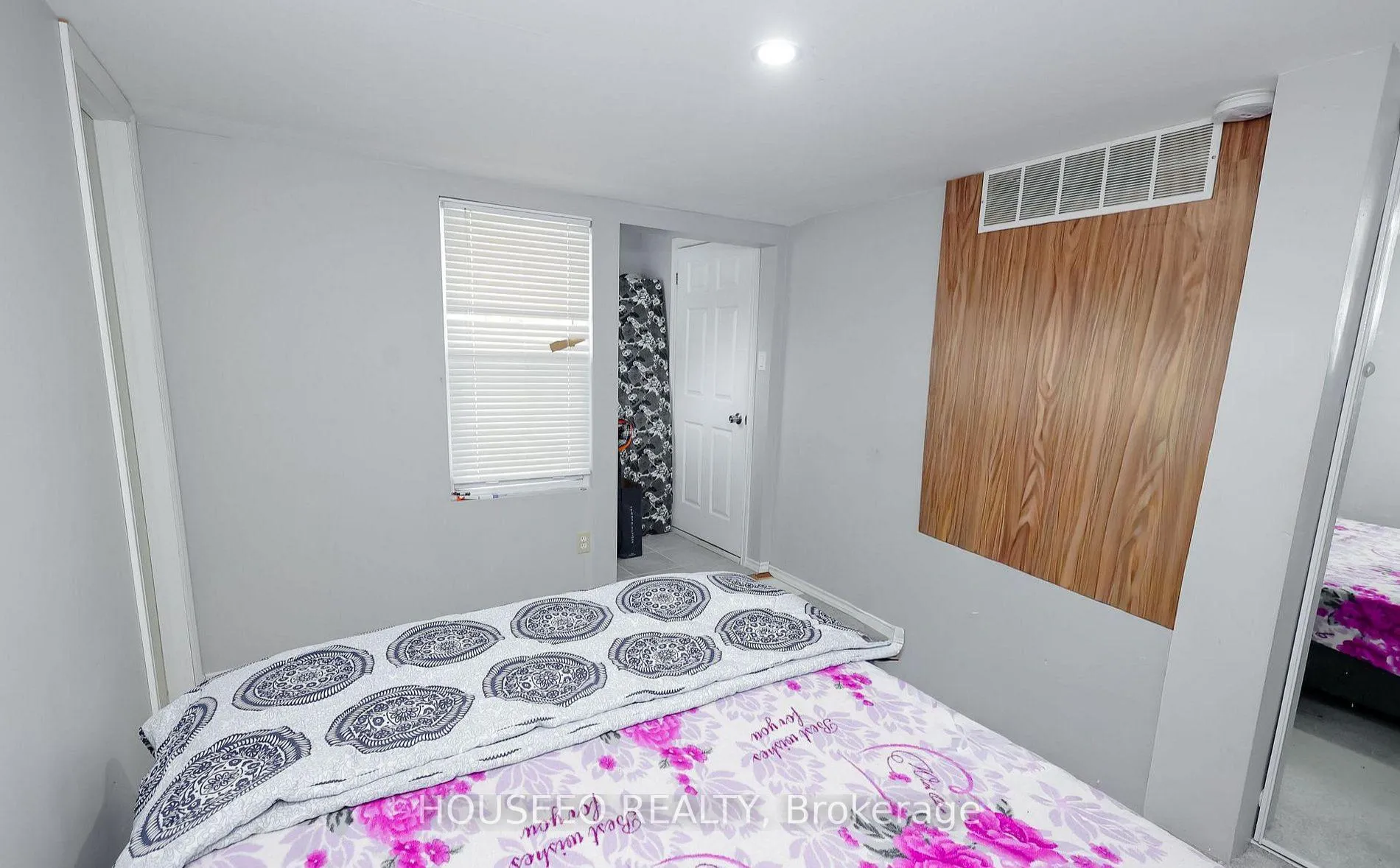 Photo 7 of 6294 Ash Street, Niagara Falls, Dorchester — HOMEH