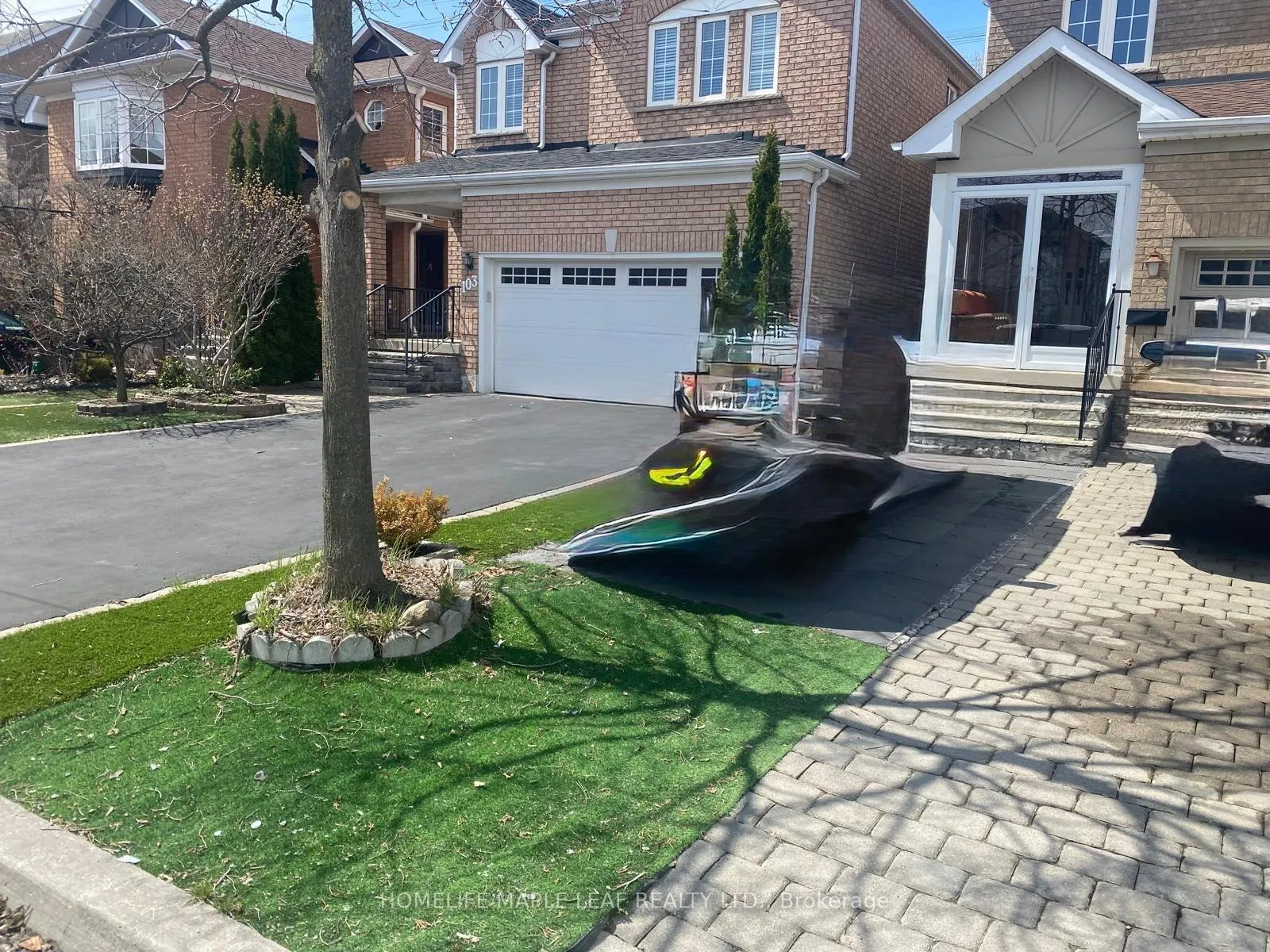 Photo 2 of 105 Prairie Dunes Place, Vaughan, Glen Shields — HOMEH