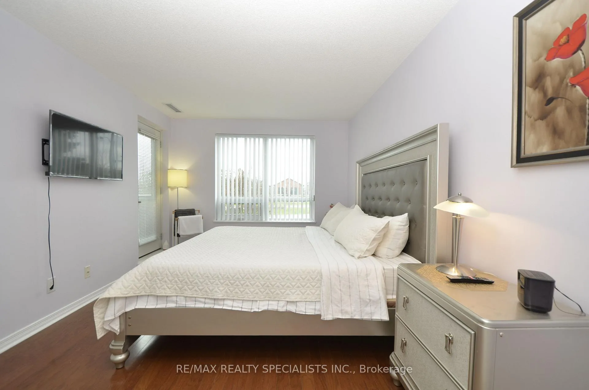 Photo 5 of Unit 106, 60 Via Rosedale Way, Brampton, Sandringham-Wellington — HOMEH