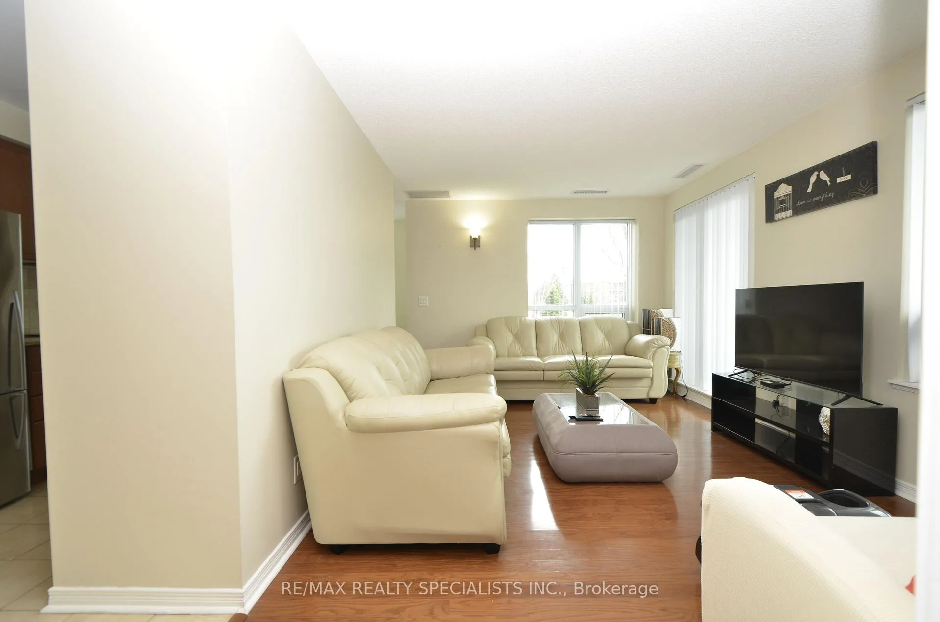 Photo 9 of Unit 106, 60 Via Rosedale Way, Brampton, Sandringham-Wellington — HOMEH