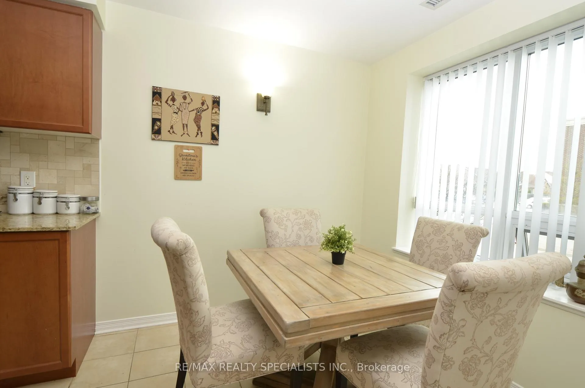 Photo 15 of Unit 106, 60 Via Rosedale Way, Brampton, Sandringham-Wellington — HOMEH