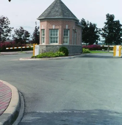 Photo 33 of Unit 106, 60 Via Rosedale Way, Brampton, Sandringham-Wellington — HOMEH