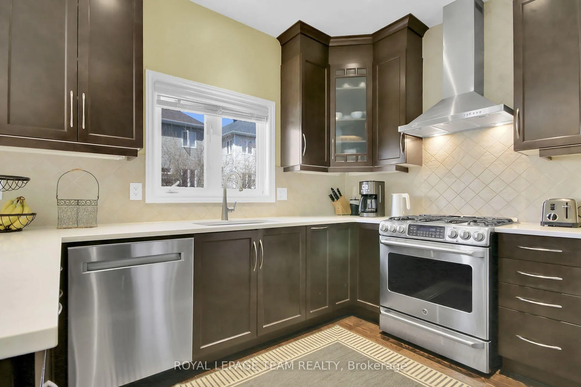 Photo 11 of 214 Davy Street, Ottawa, Kanata - Bridlewood — HOMEH