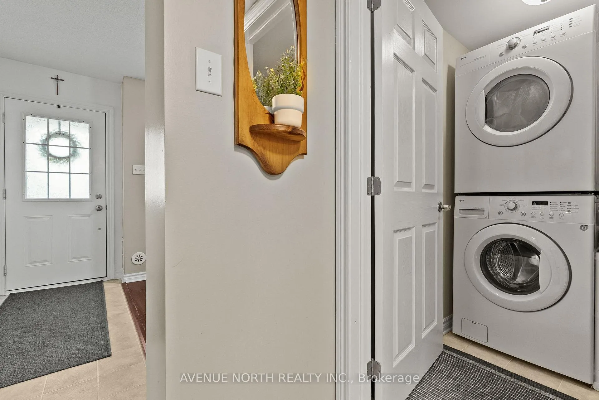 Photo 5 of Unit F, 3843 Strandherd Drive, Ottawa, Barrhaven - Heritage Park — HOMEH