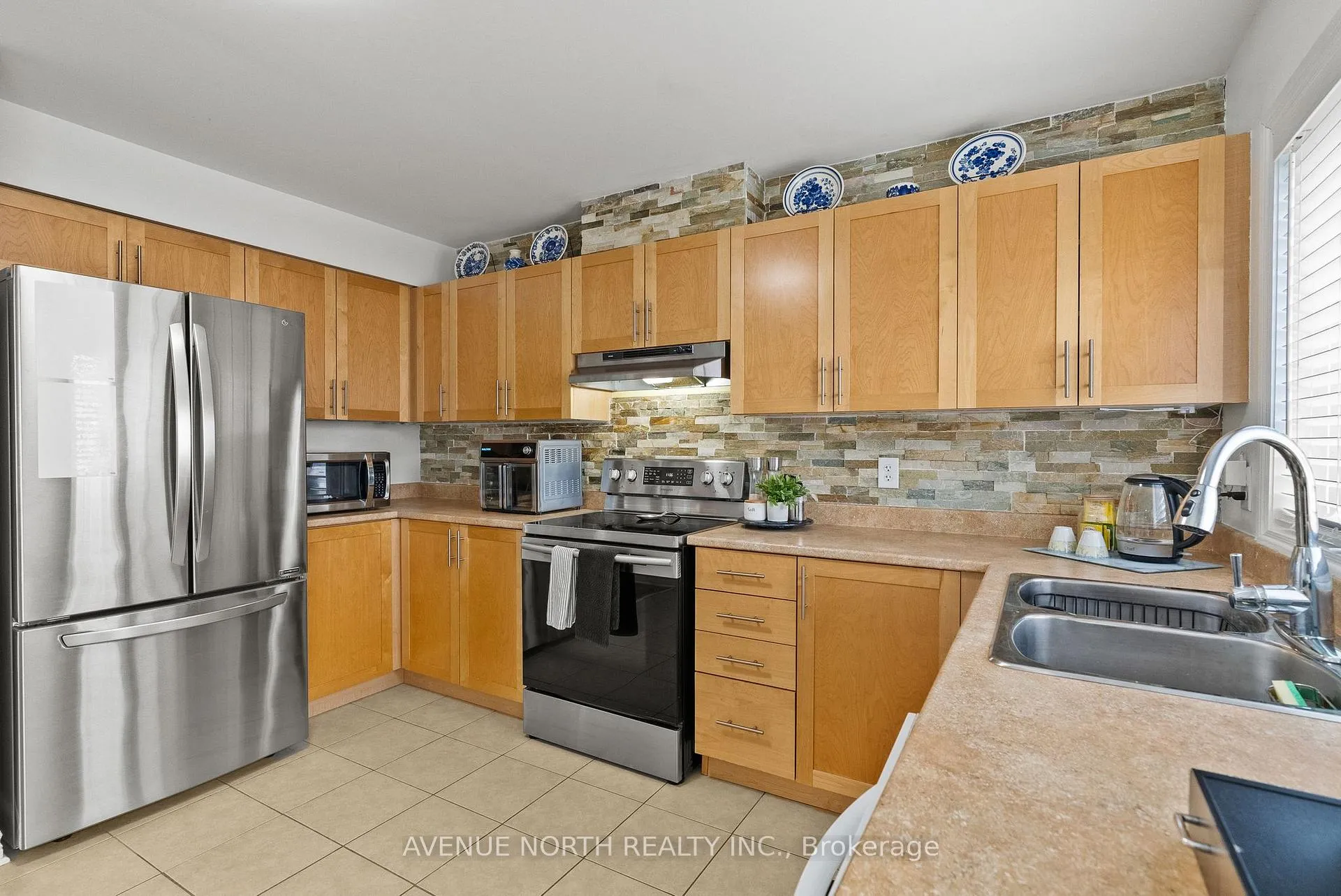 Photo 9 of Unit F, 3843 Strandherd Drive, Ottawa, Barrhaven - Heritage Park — HOMEH