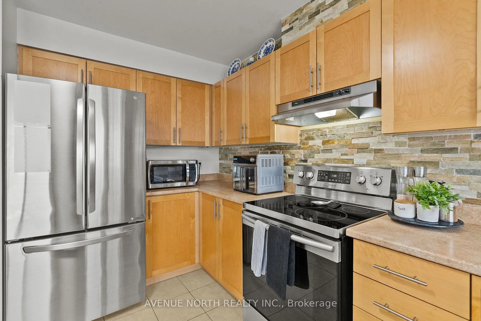 Photo 10 of Unit F, 3843 Strandherd Drive, Ottawa, Barrhaven - Heritage Park — HOMEH