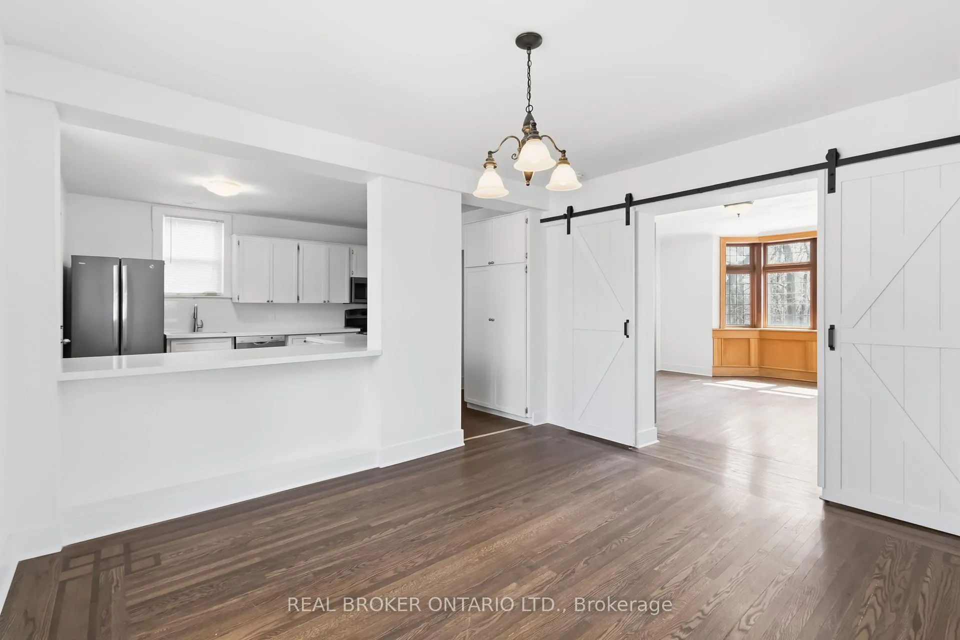 Photo 6 of Unit Main Level, 295 Plains Road W, Burlington, Bayview — HOMEH