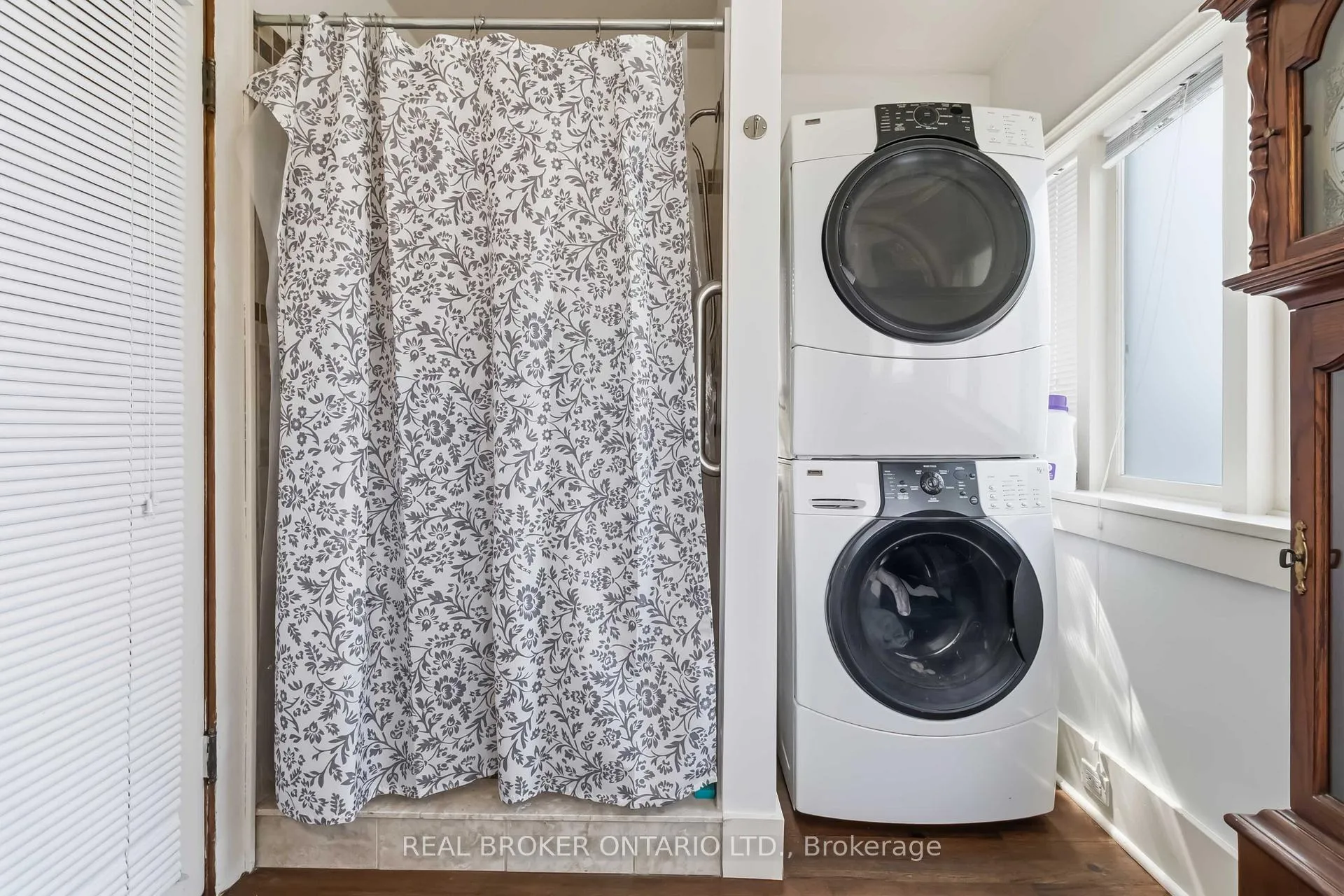 Photo 9 of Unit Main Level, 295 Plains Road W, Burlington, Bayview — HOMEH