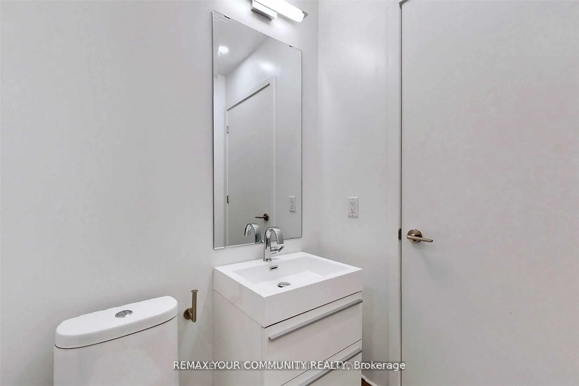 Photo 20 of Unit 502, 39 Roehampton Avenue, Toronto, Mount Pleasant West — HOMEH