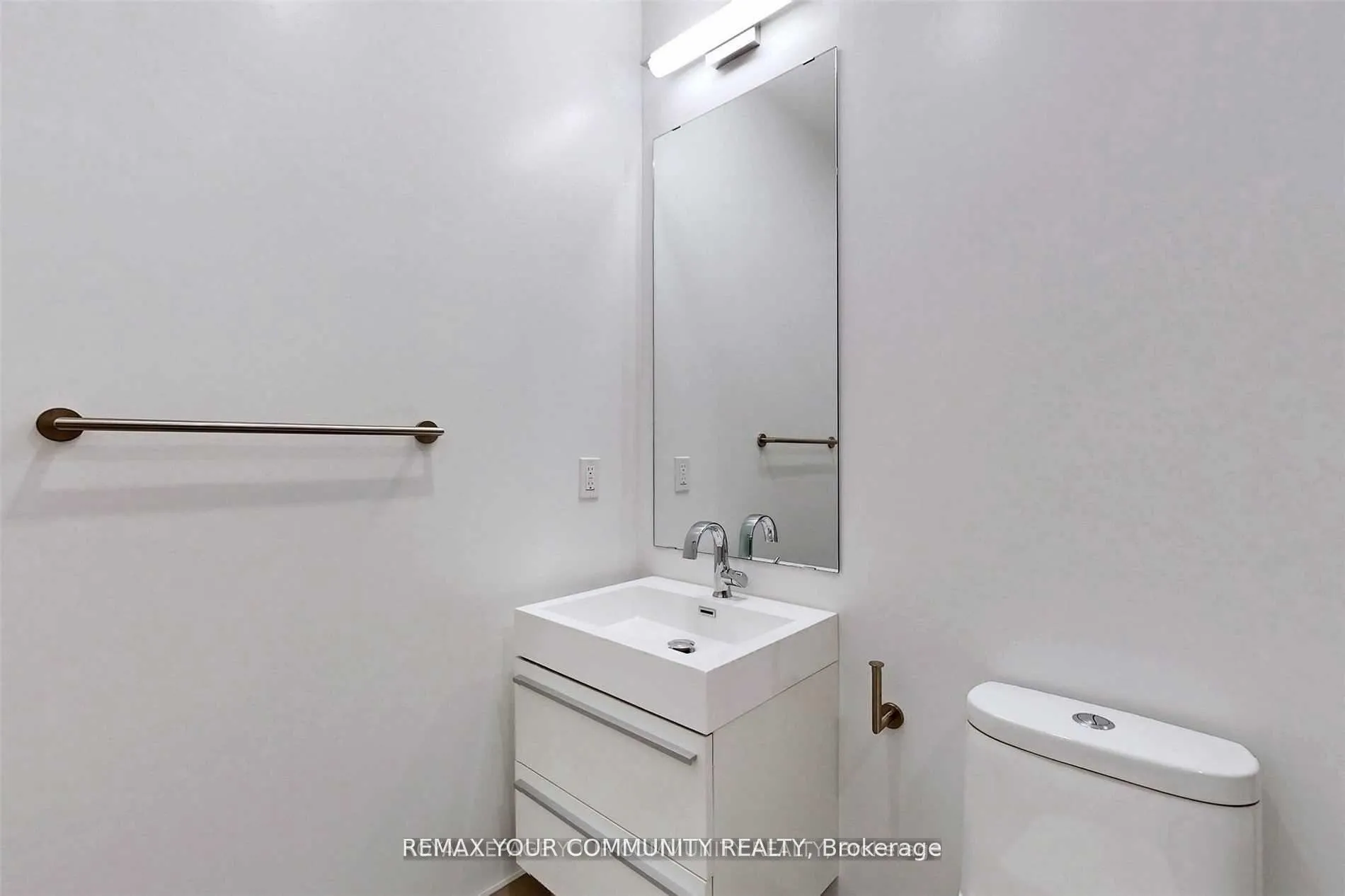 Photo 21 of Unit 502, 39 Roehampton Avenue, Toronto, Mount Pleasant West — HOMEH