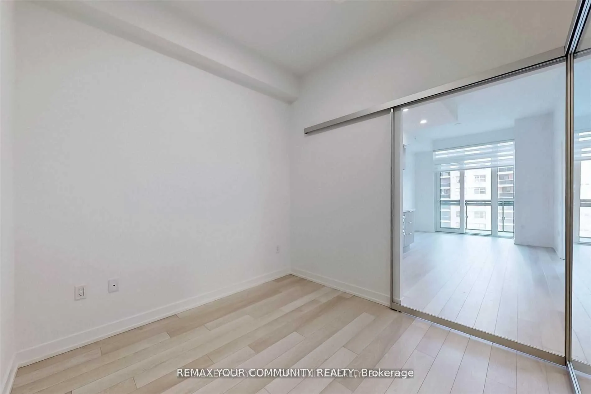 Photo 25 of Unit 502, 39 Roehampton Avenue, Toronto, Mount Pleasant West — HOMEH