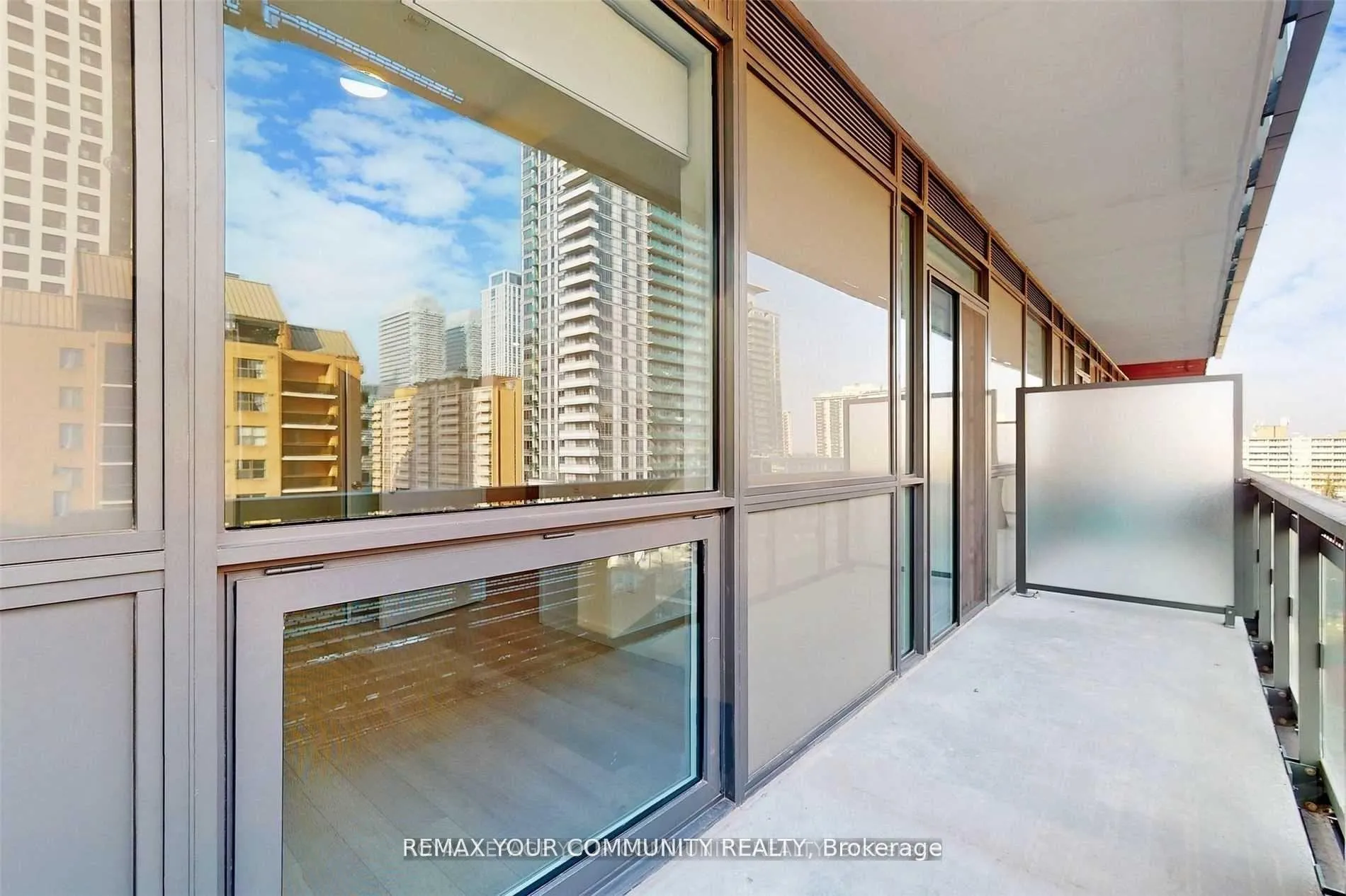 Photo 27 of Unit 502, 39 Roehampton Avenue, Toronto, Mount Pleasant West — HOMEH