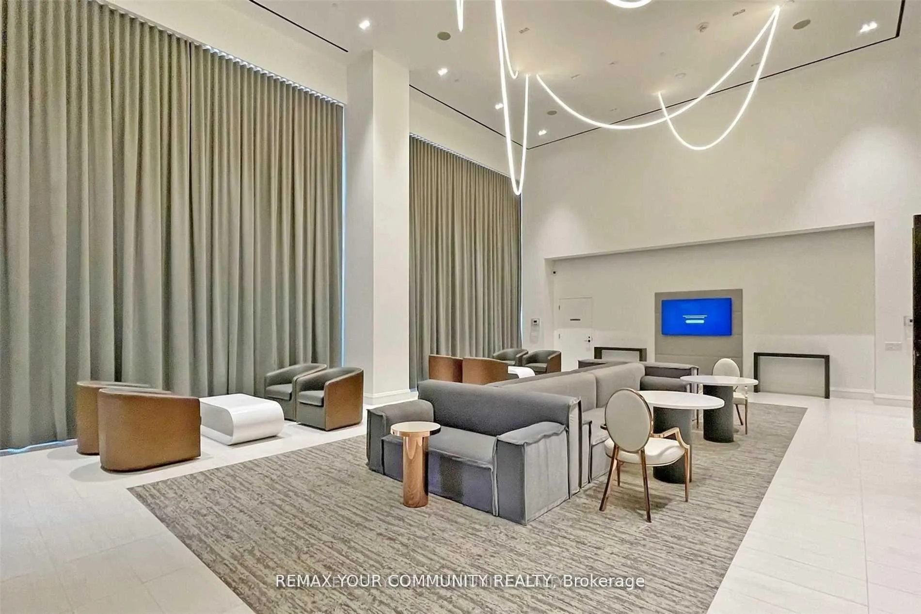 Photo 37 of Unit 502, 39 Roehampton Avenue, Toronto, Mount Pleasant West — HOMEH