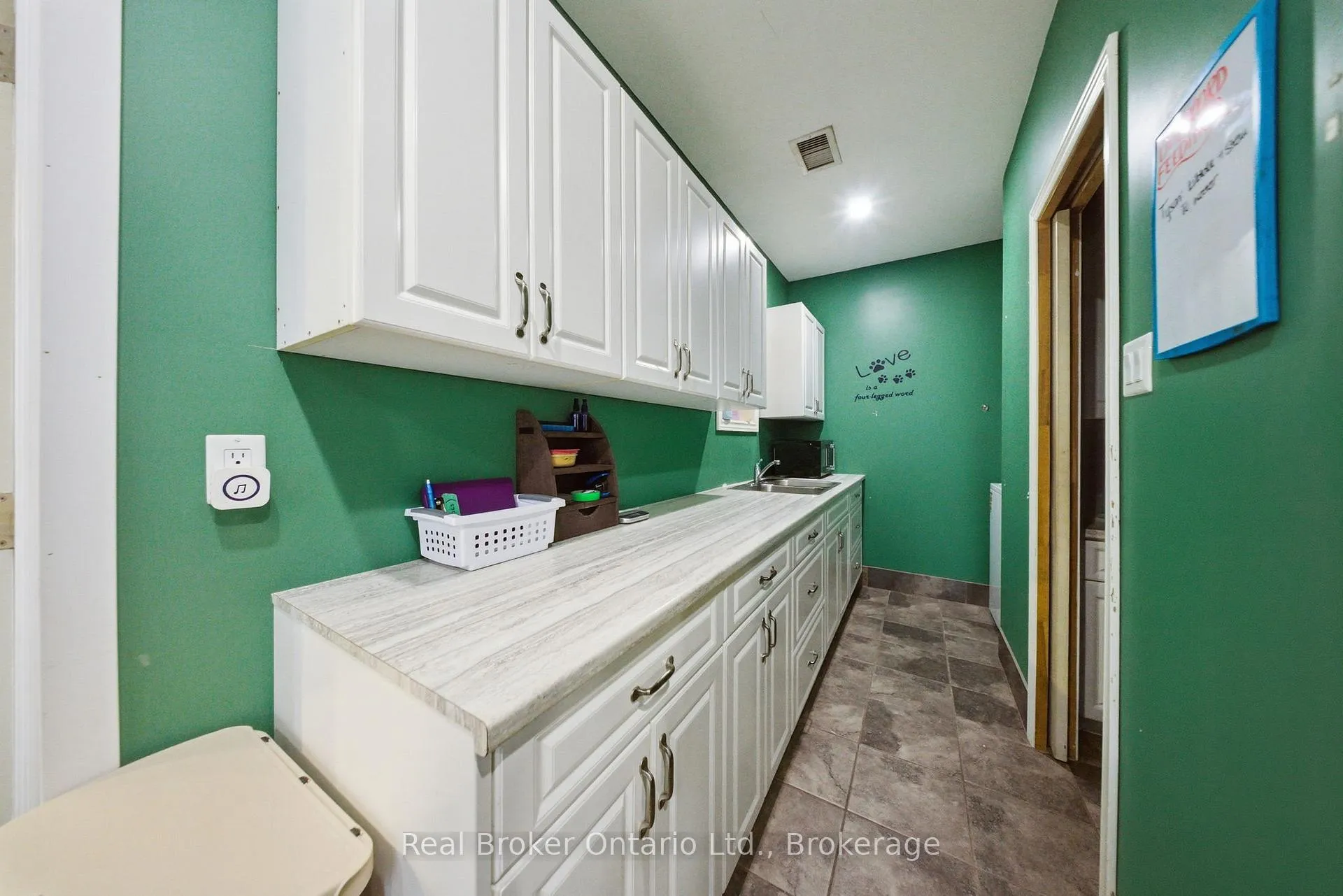 Photo 37 of 11 Burtch Road, Brant, Brantford Twp — HOMEH