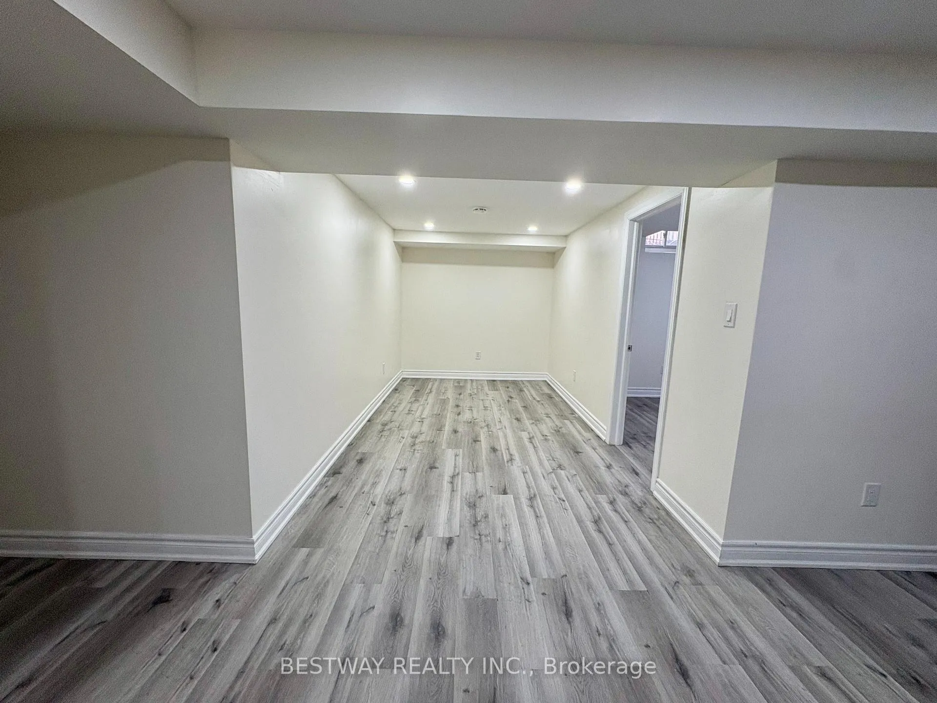 Photo 4 of Unit Bsmt, 172 Ribston Street, Markham, Rouge River Estates — HOMEH