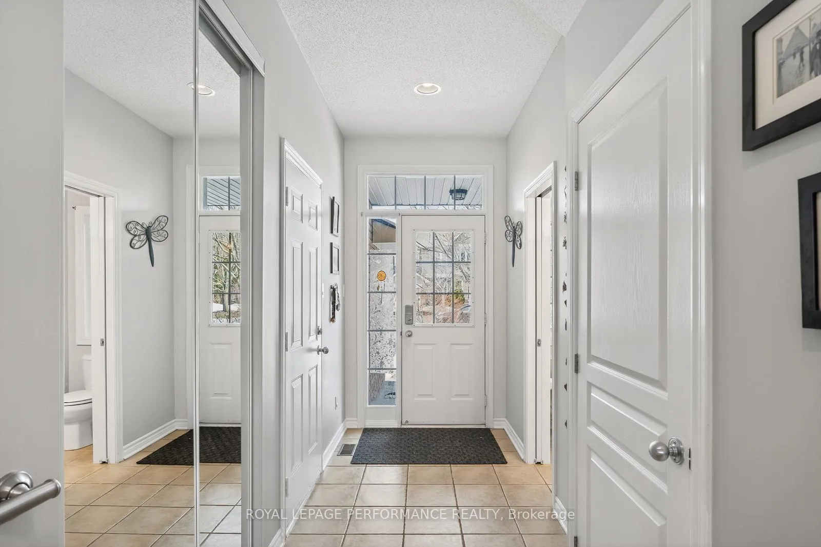 Photo 3 of 229 Saddlesmith Circle, Ottawa, Kanata - Emerald Meadows/Trailwest — HOMEH