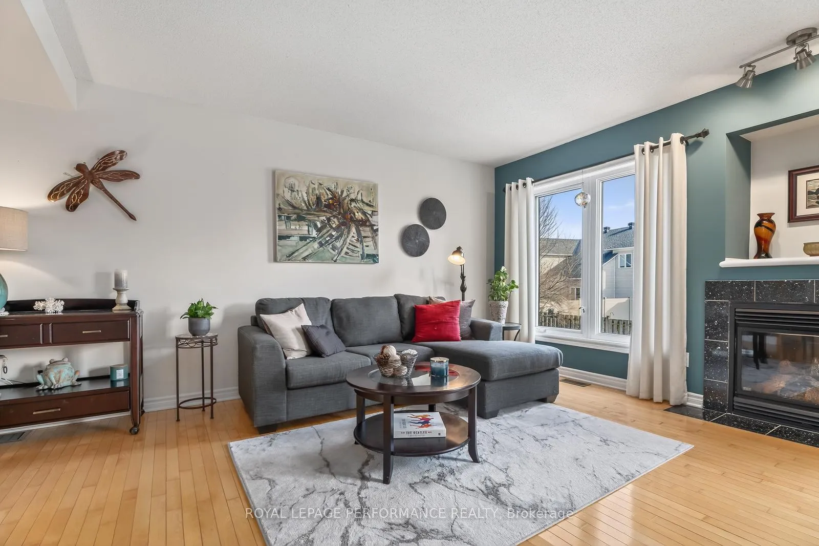 Photo 7 of 229 Saddlesmith Circle, Ottawa, Kanata - Emerald Meadows/Trailwest — HOMEH