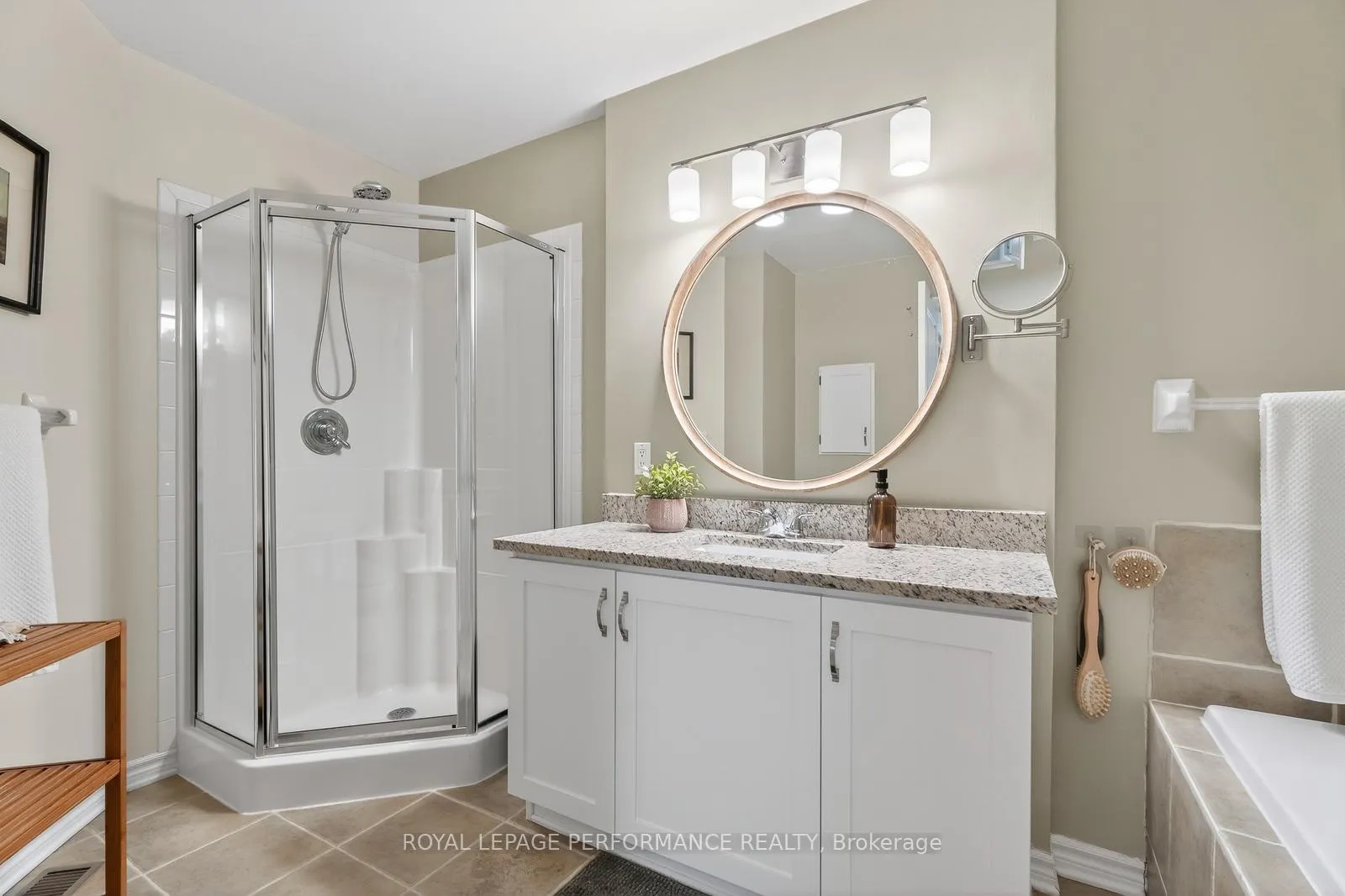 Photo 24 of 229 Saddlesmith Circle, Ottawa, Kanata - Emerald Meadows/Trailwest — HOMEH