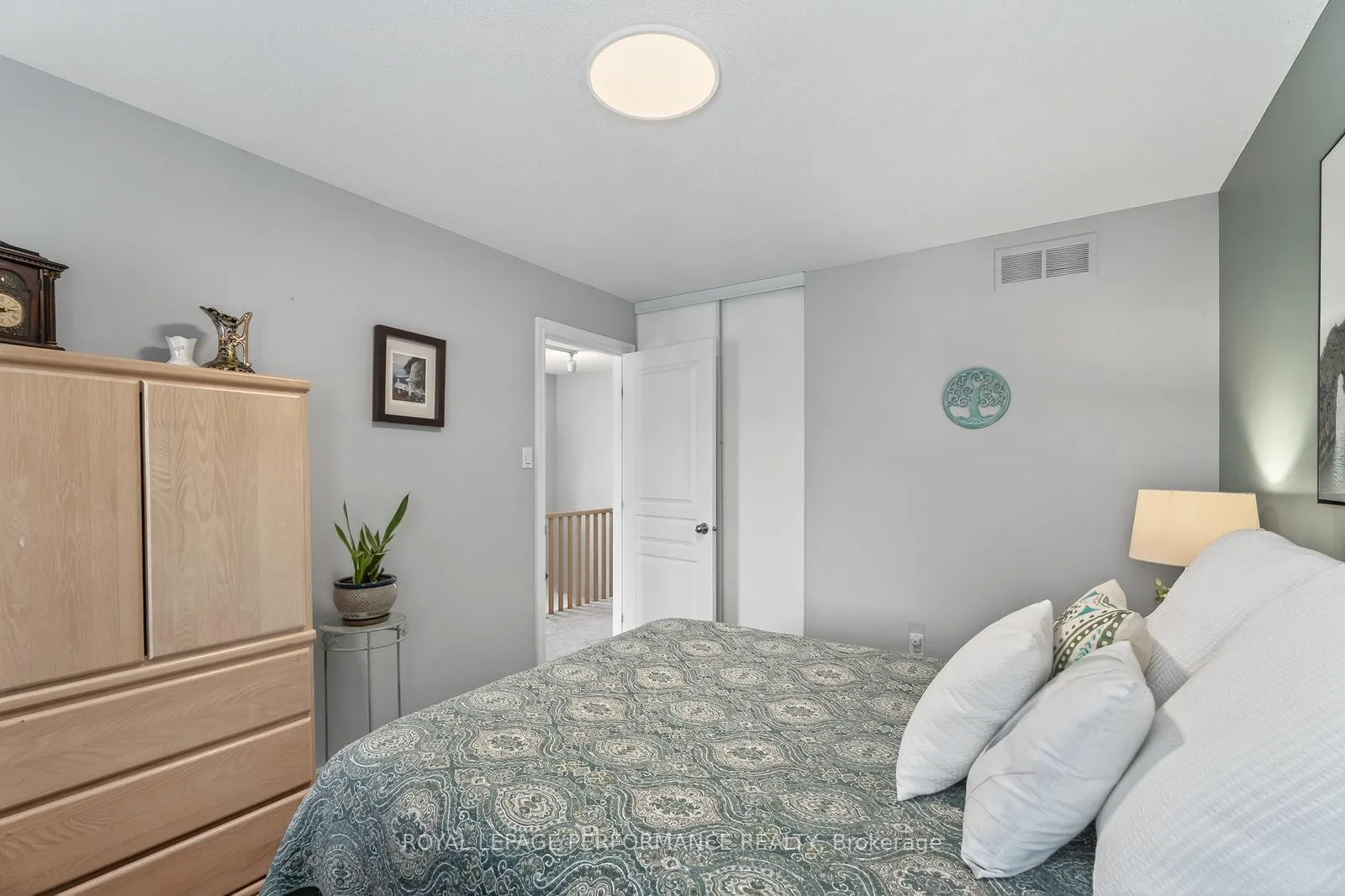 Photo 28 of 229 Saddlesmith Circle, Ottawa, Kanata - Emerald Meadows/Trailwest — HOMEH